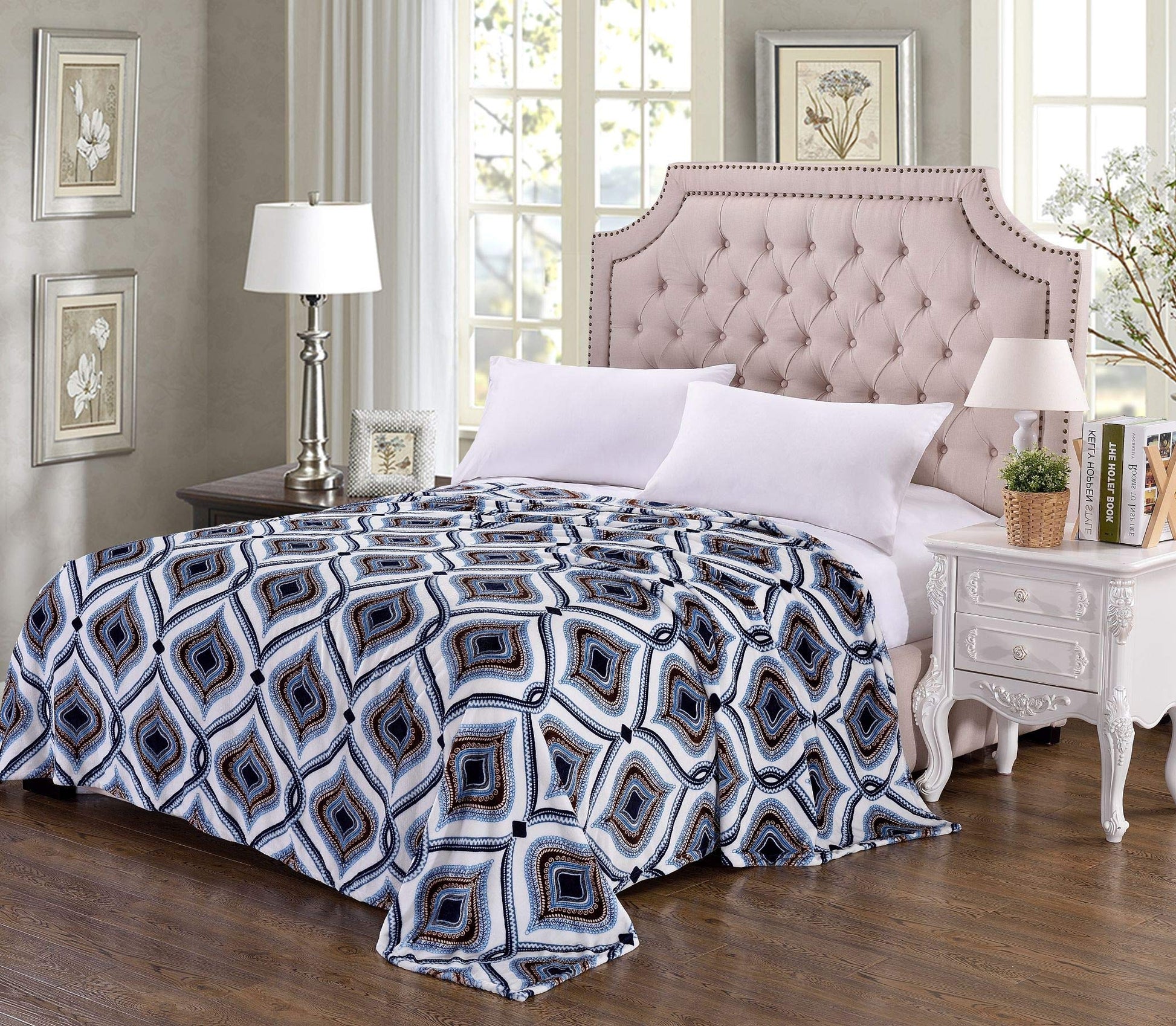 Decor&More Home Essentials Jessica Printed Microplush Blanket - Best Buy Furniture