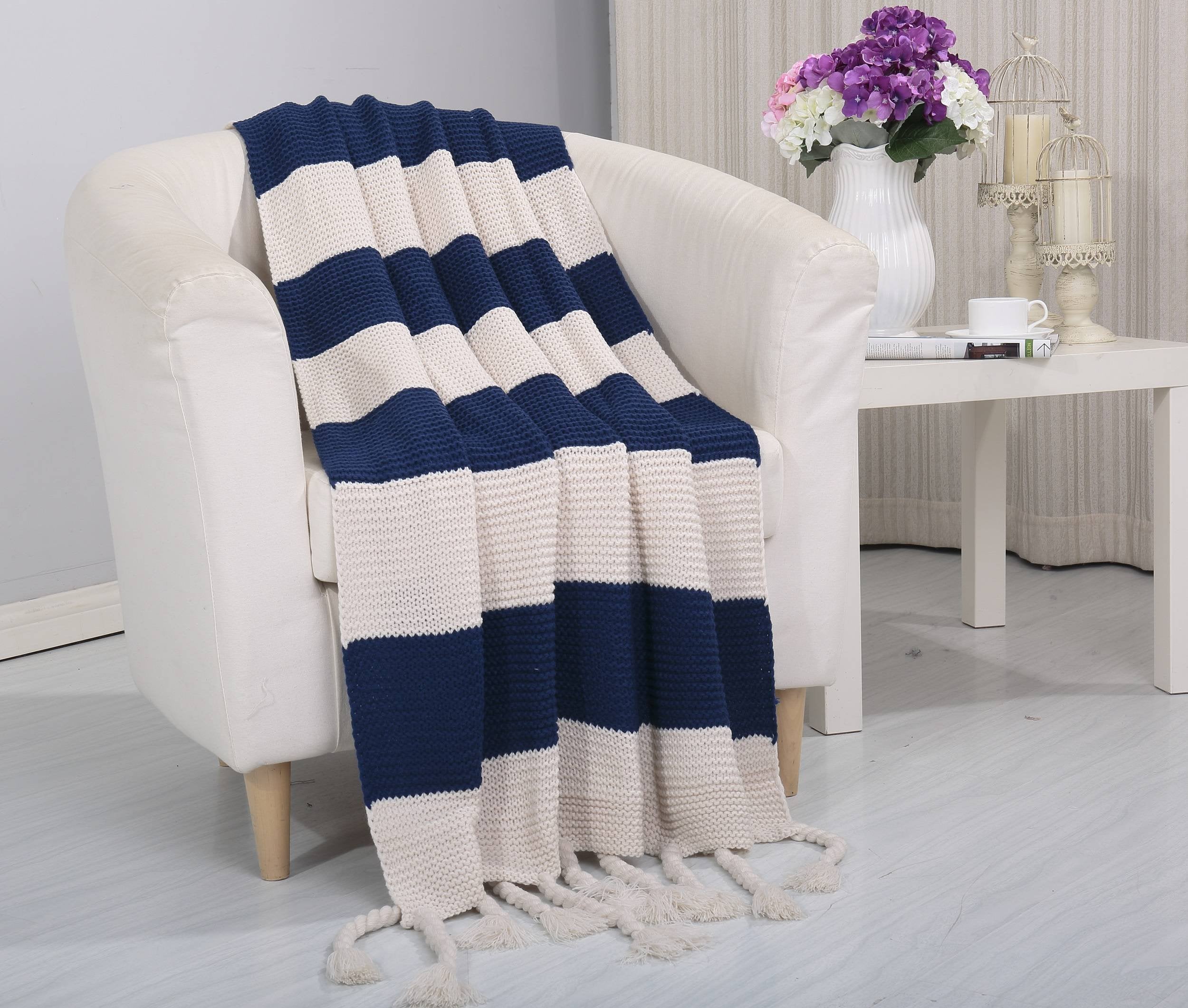 Faith, Hope, Love Home Decor Soft Touch Classic Woven Knitted 2-Tone Throw Blanket With Fringes - Best Buy Furniture