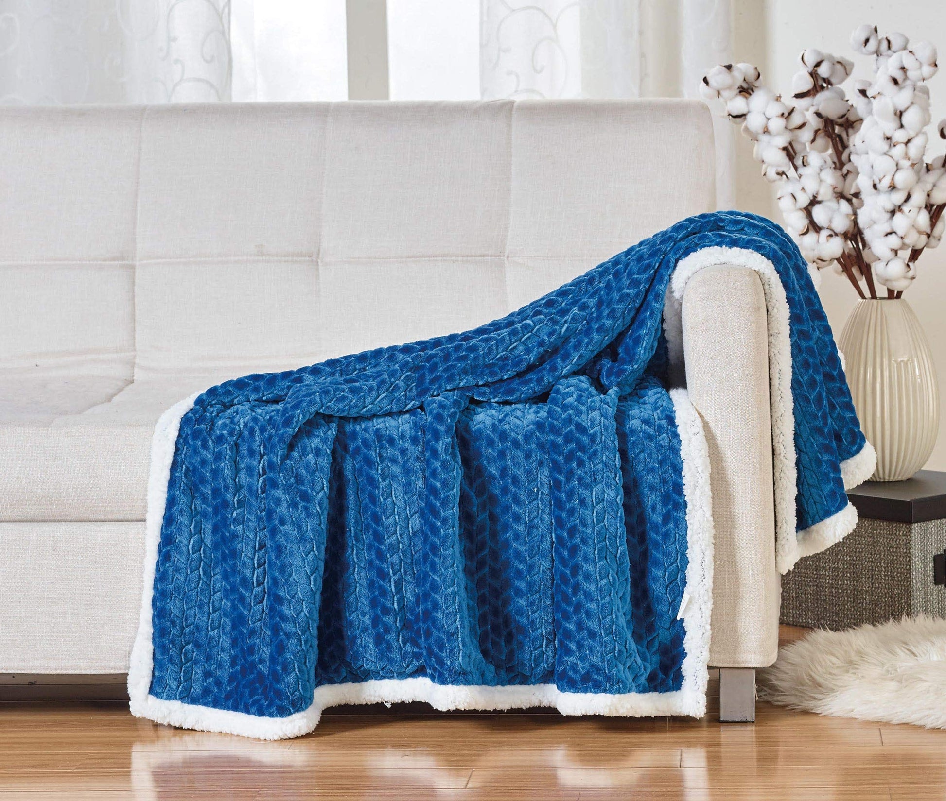 Decor&More HomeEssentials Ultra Lush Heavy Sherpa Throw Blanket (50" x 60") - Best Buy Furniture
