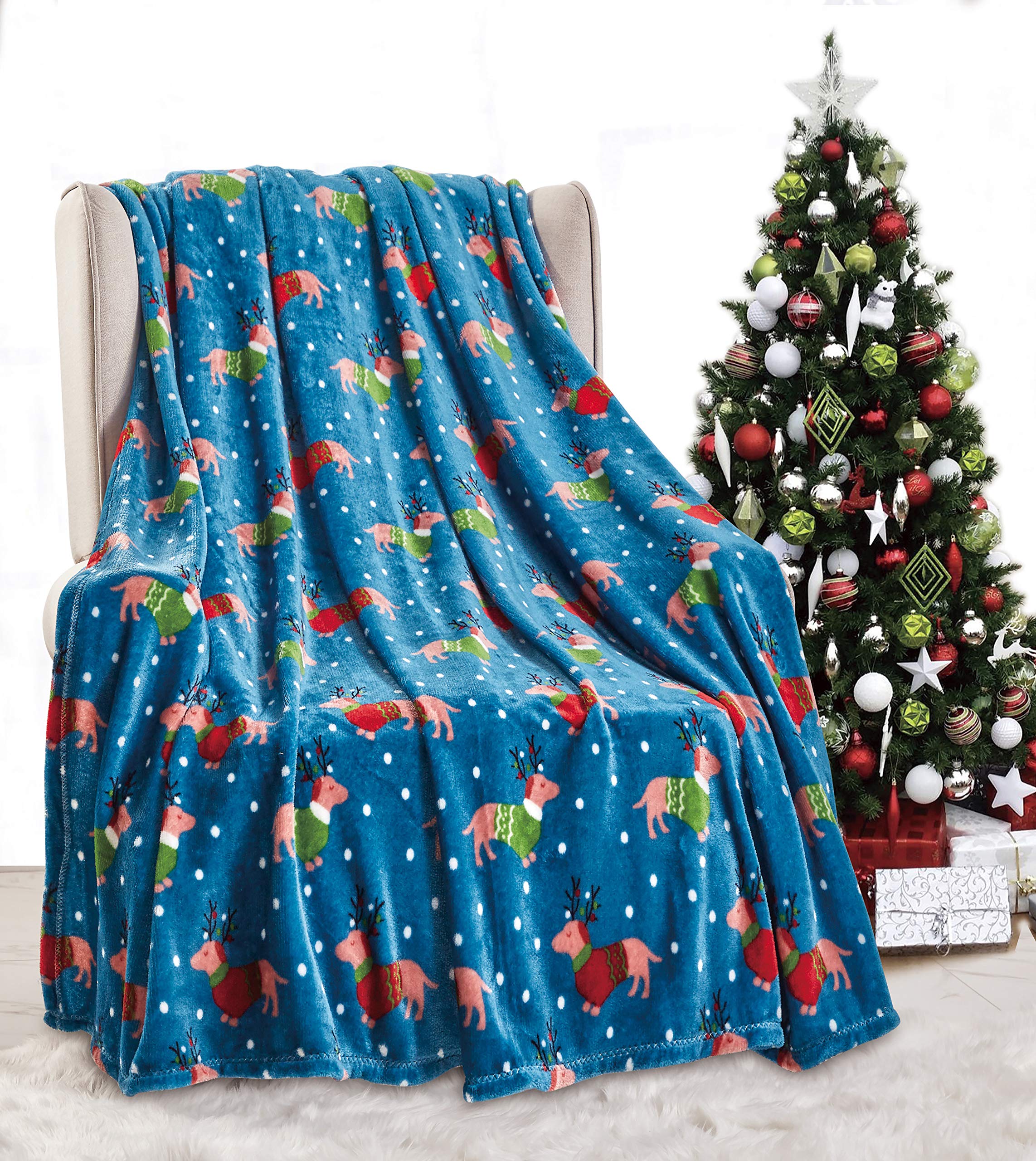Decor&More Let it Snow Collection Microplush Holiday Throw Blanket (60" x 50") - Christmas Dogs - Best Buy Furniture