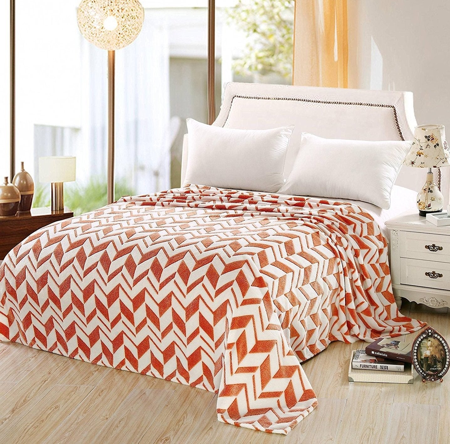 Decor&More Ultra Lush Microplush Chevron Shock Wave Microplush Blanket - Best Buy Furniture