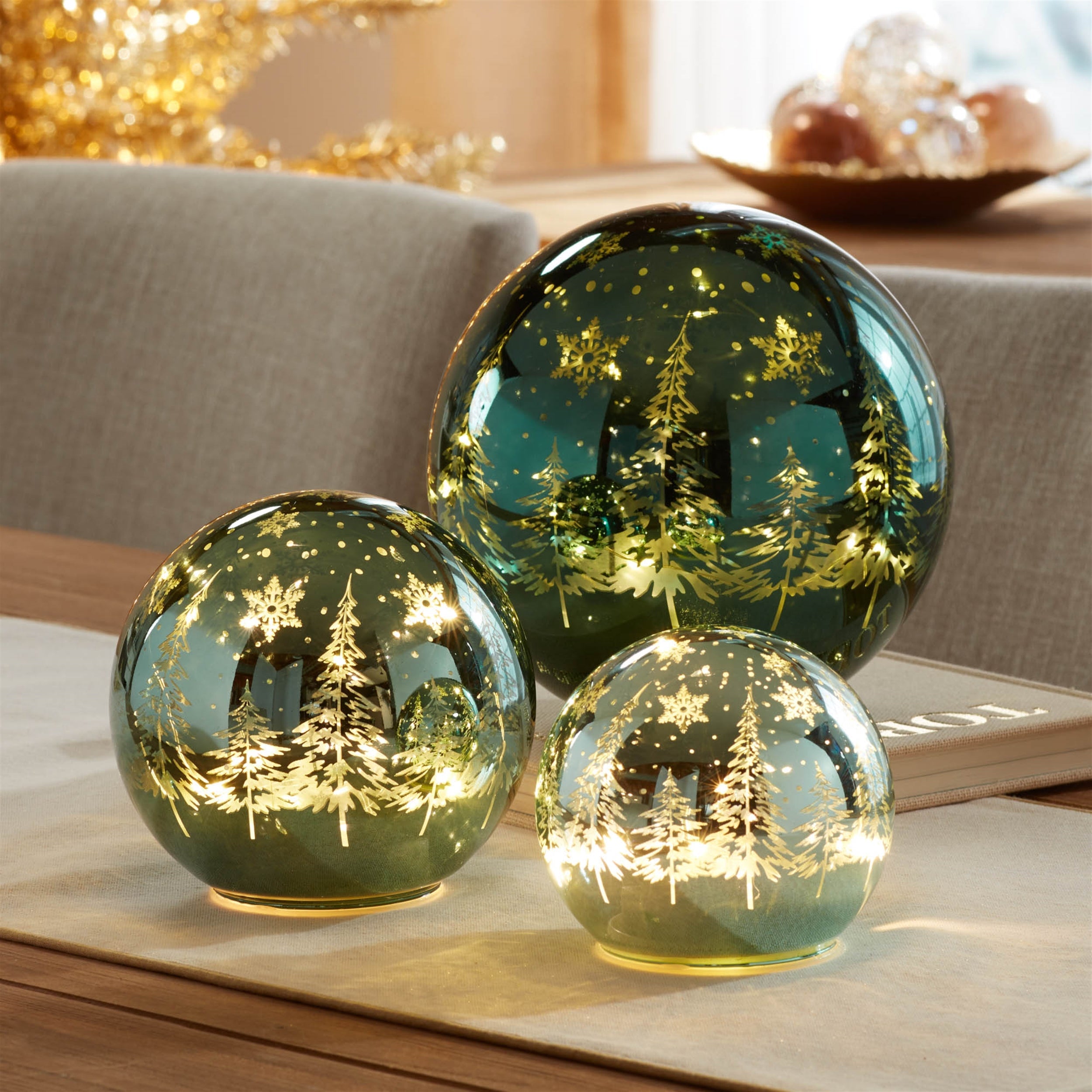 LED Pine Tree Globe (Set of 3)