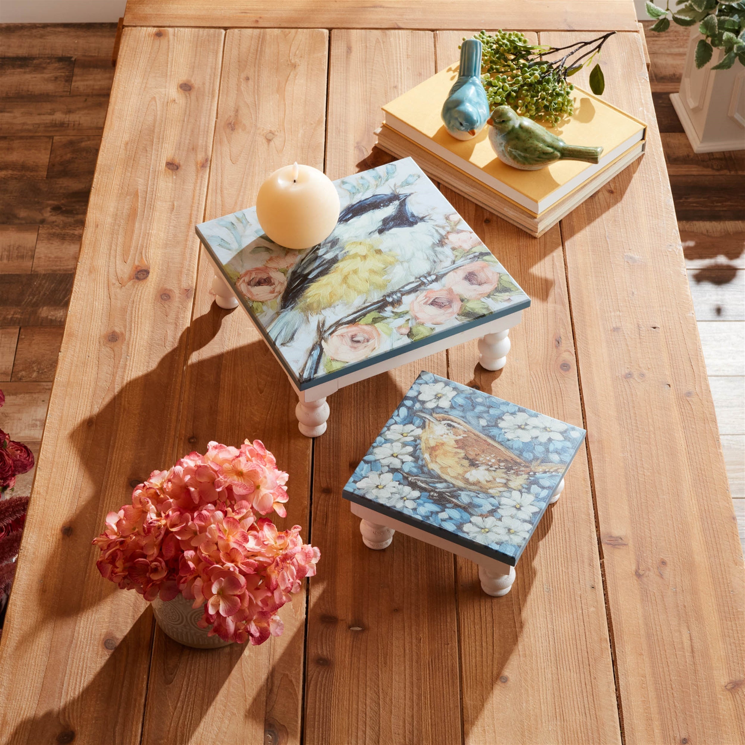 Wooden Floral Bird Pedestal Tray (Set of 2)