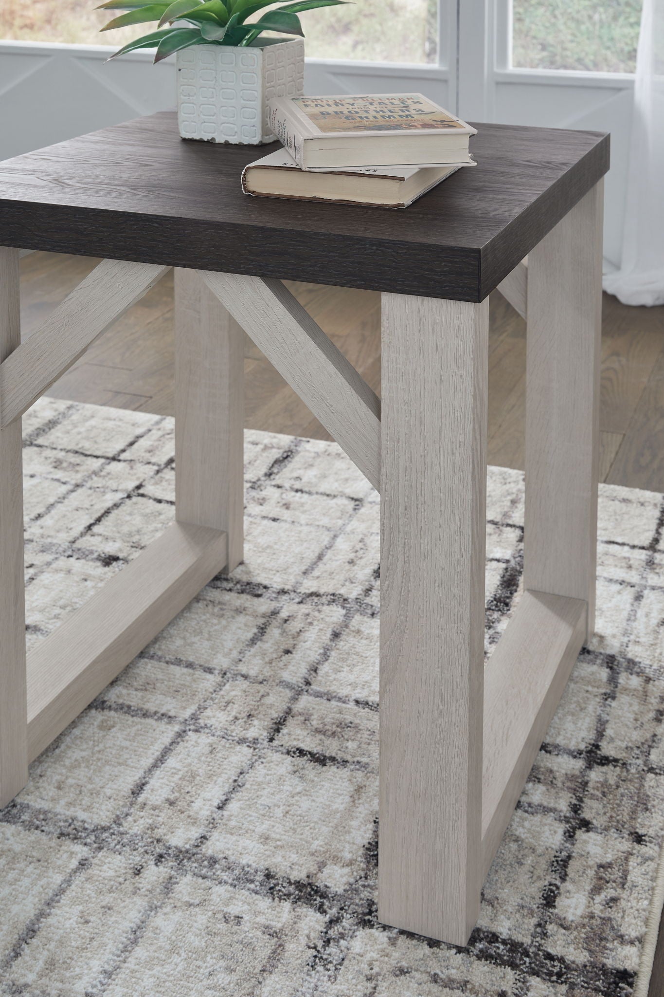 Dorrinson - Occasional Table Set (Set of 3) - Antique White - Best Buy Furniture