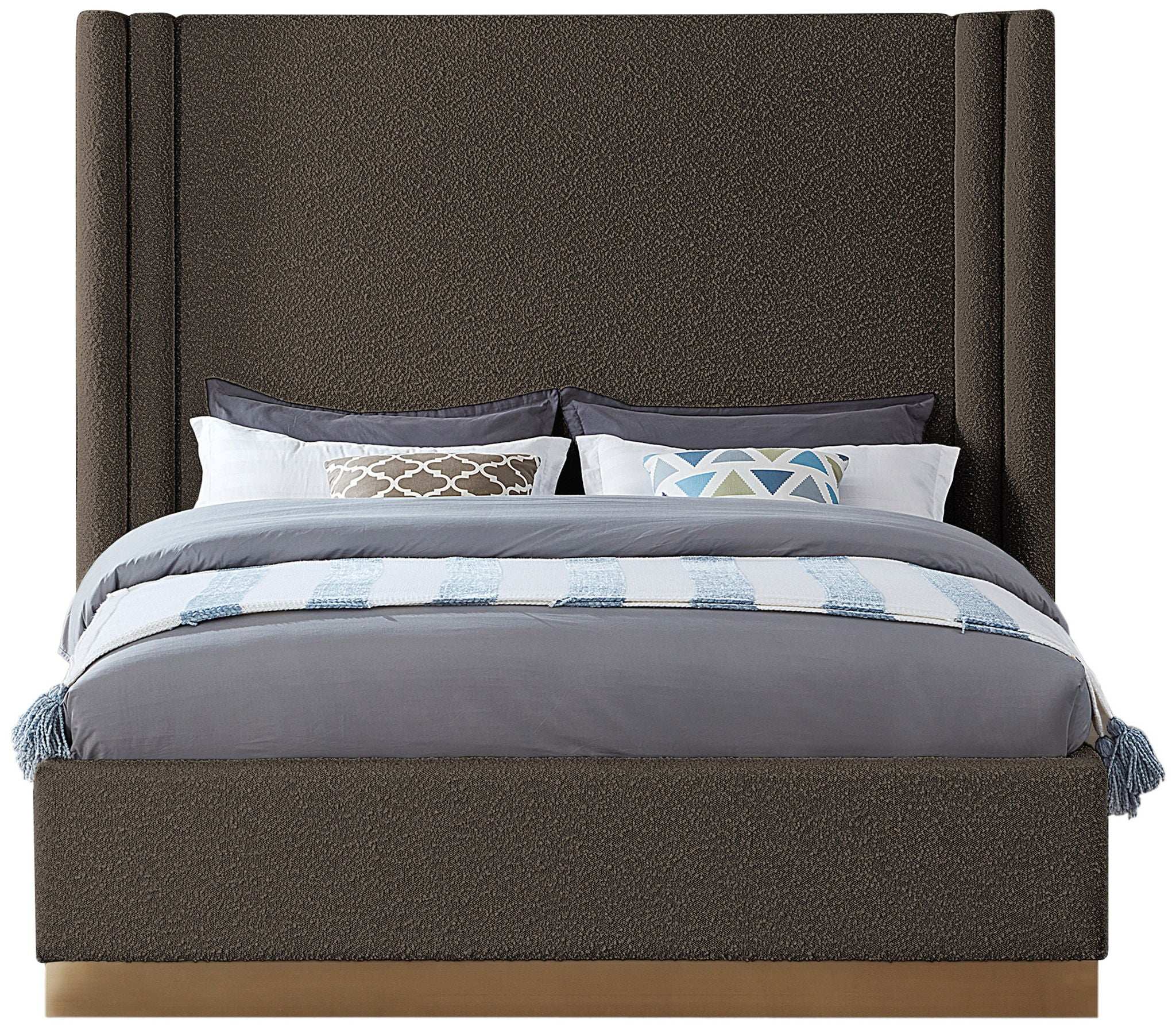 Halton - Bed