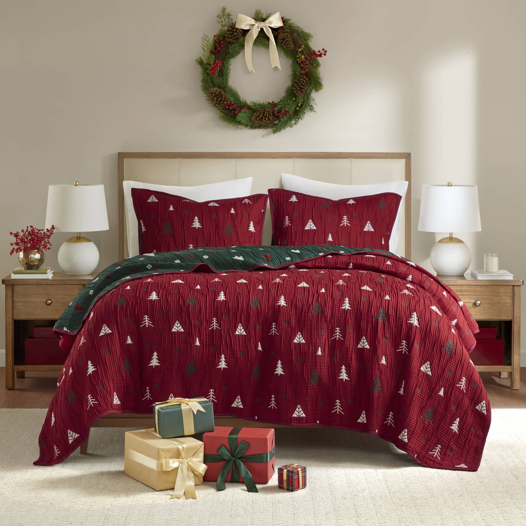 3-Pieces-Queen-Coverlet-Mini-Set,Red-Quilts-&-Comforters