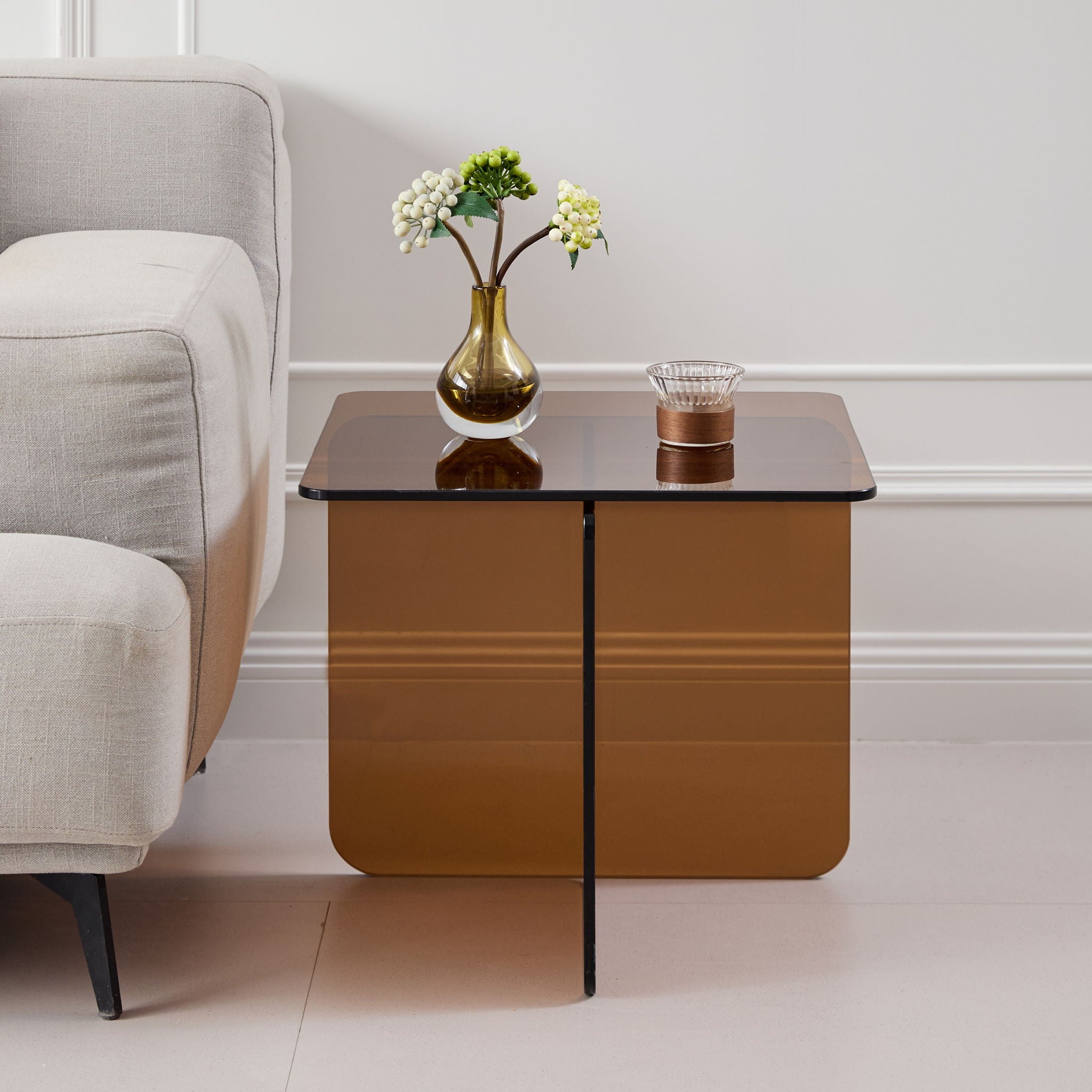Modern Transparent Tempered Glass Sidetable