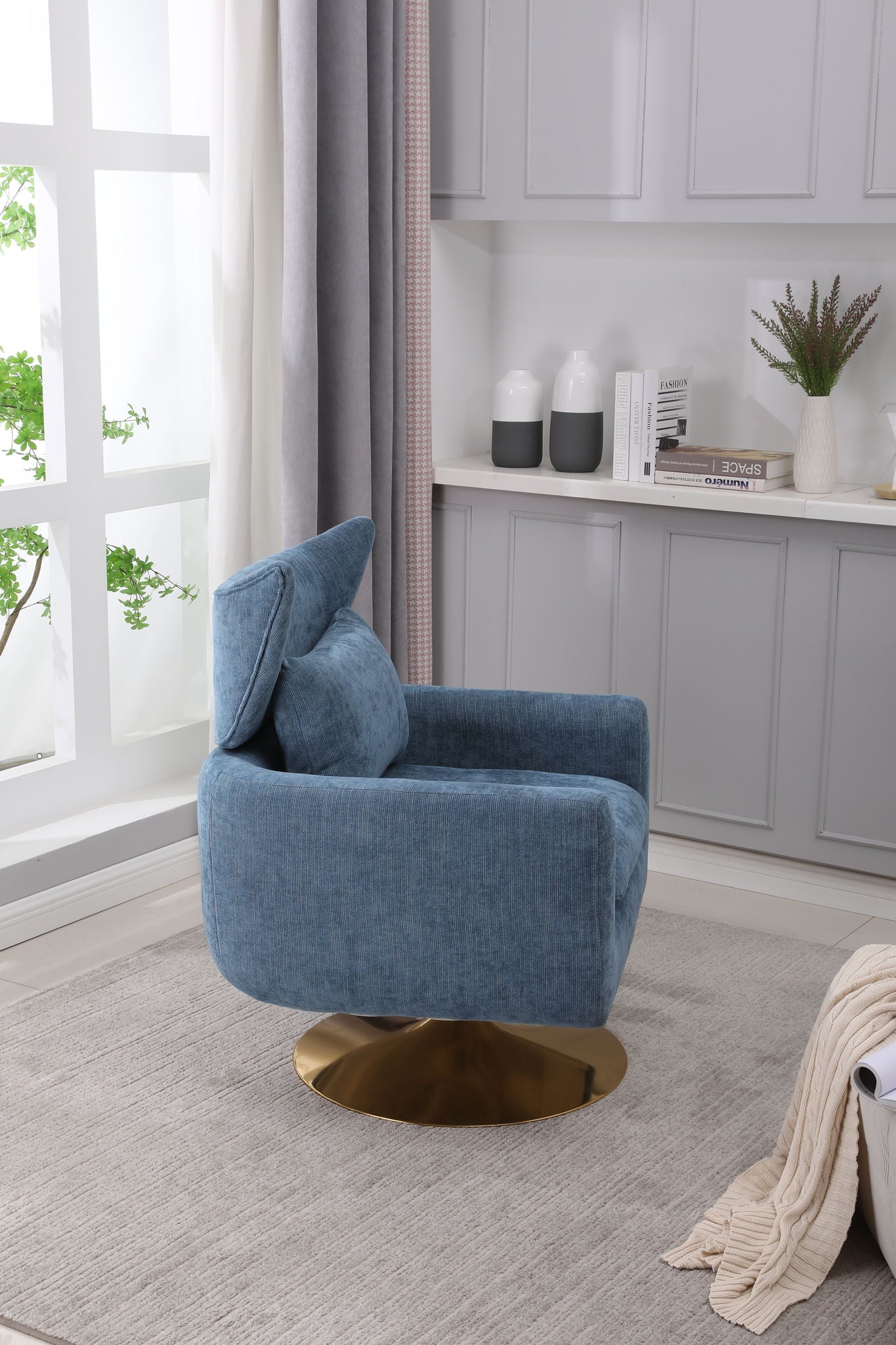 Classic Mid-Century 360 Degree Swivel Accent Chair