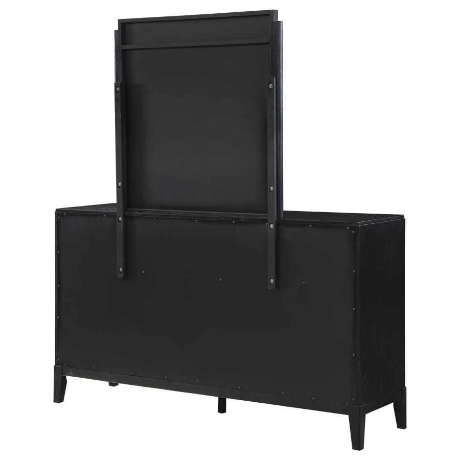 Brookmead - 8-Drawer Dresser