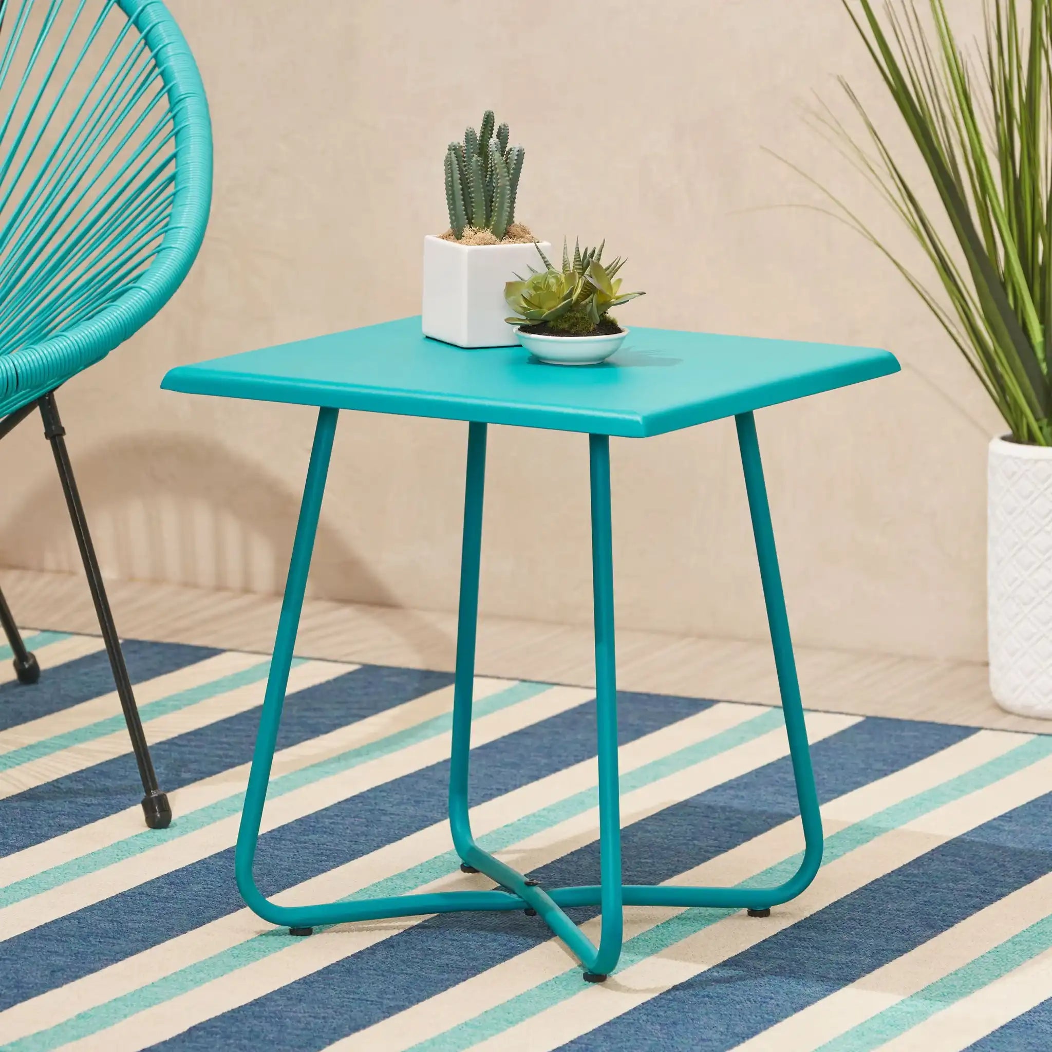 Alder - Side Table