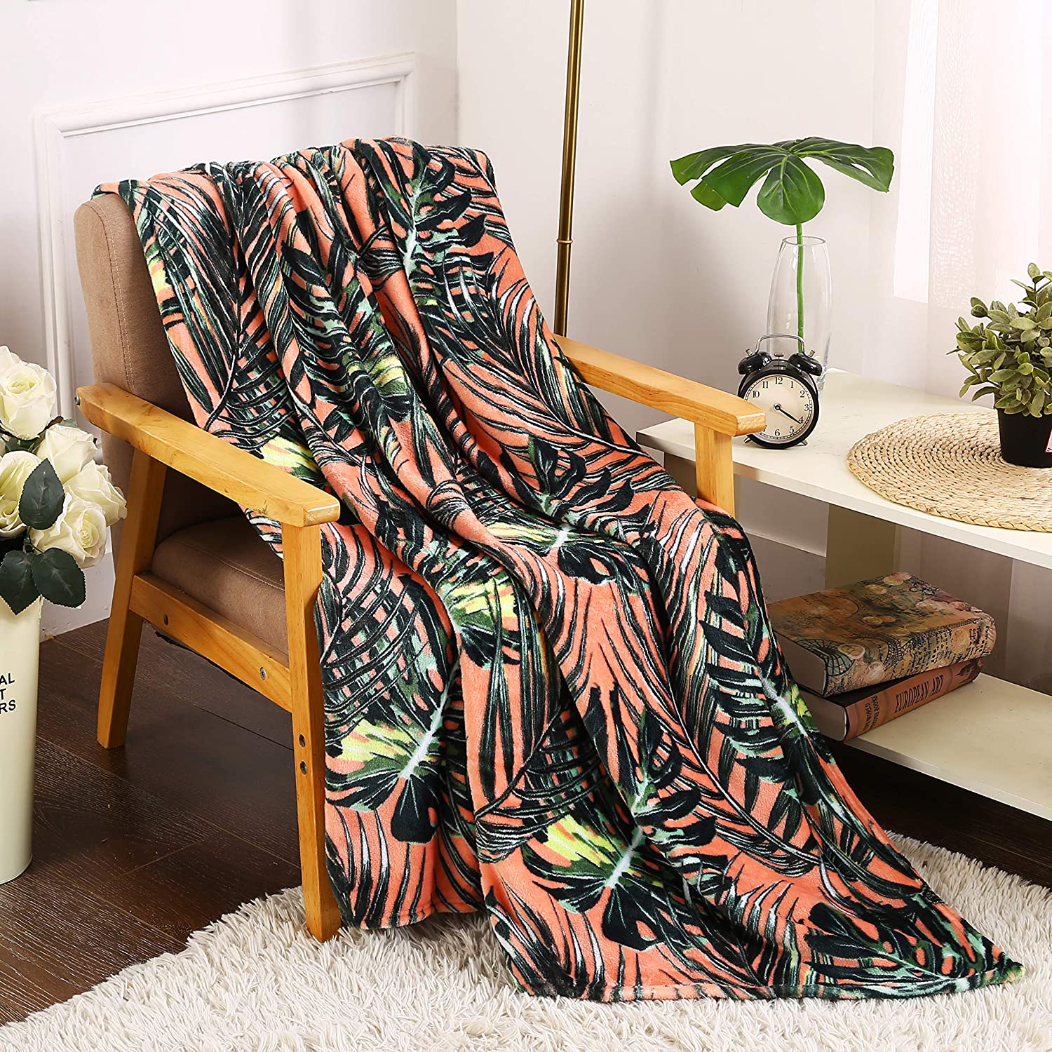 Summertime whimsy plush fleece throw blanket (50" x 60") - palm paradise giant leaf blanket
