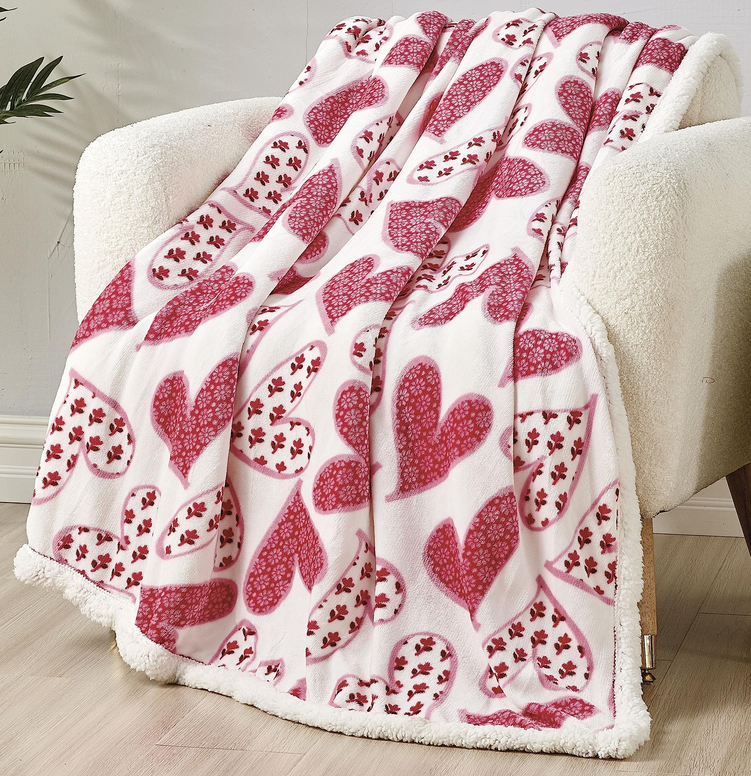 Faith, Hope, Love Home Decor Amor Eterno Be Mine Love Collection Valentine'S Day Heart Ultra Plush Throw Blanket - Whimsical Hearts - Best Buy Furniture