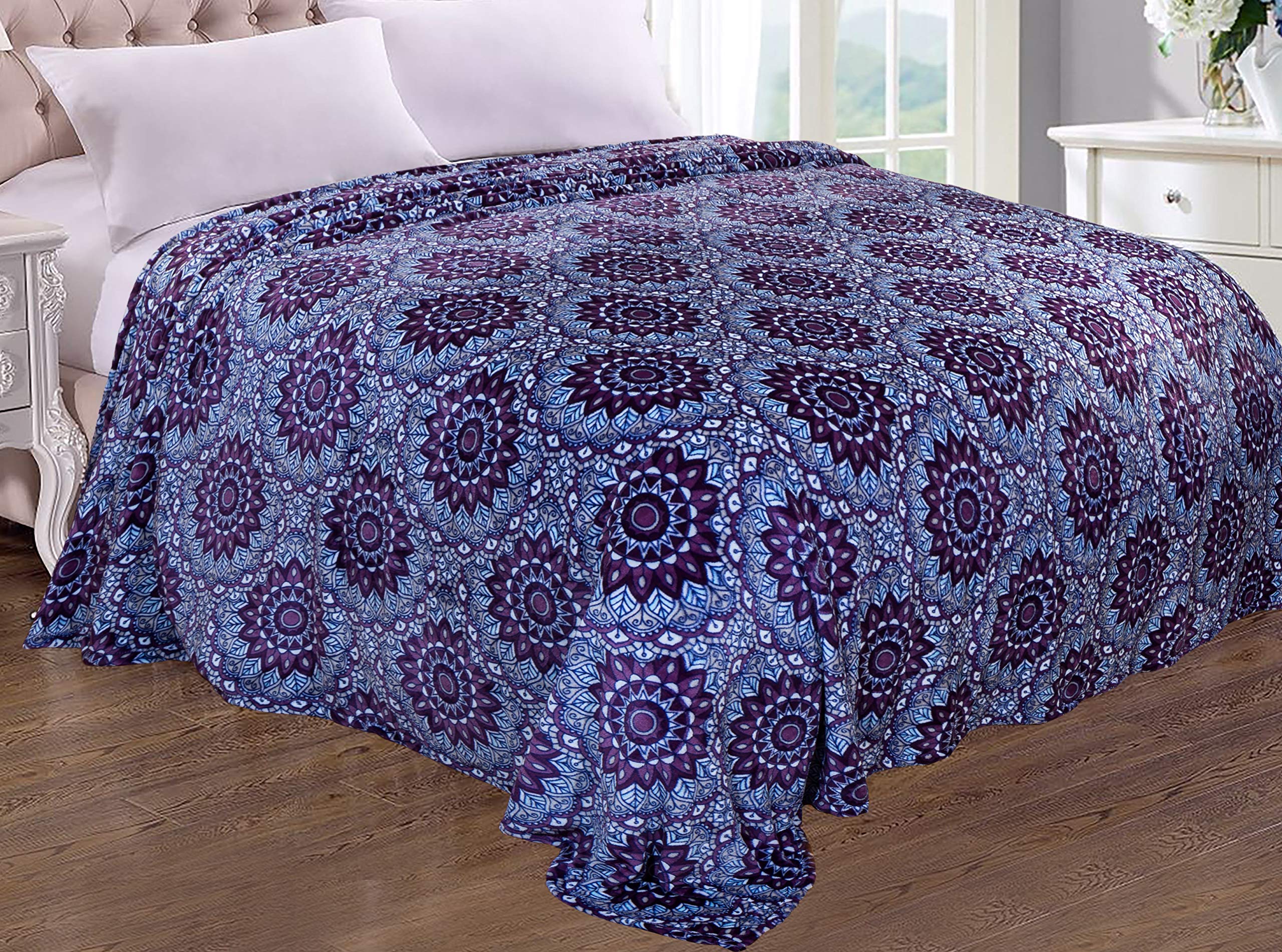 Decor&More Home Essentials Jessica Printed Microplush Blanket - Best Buy Furniture