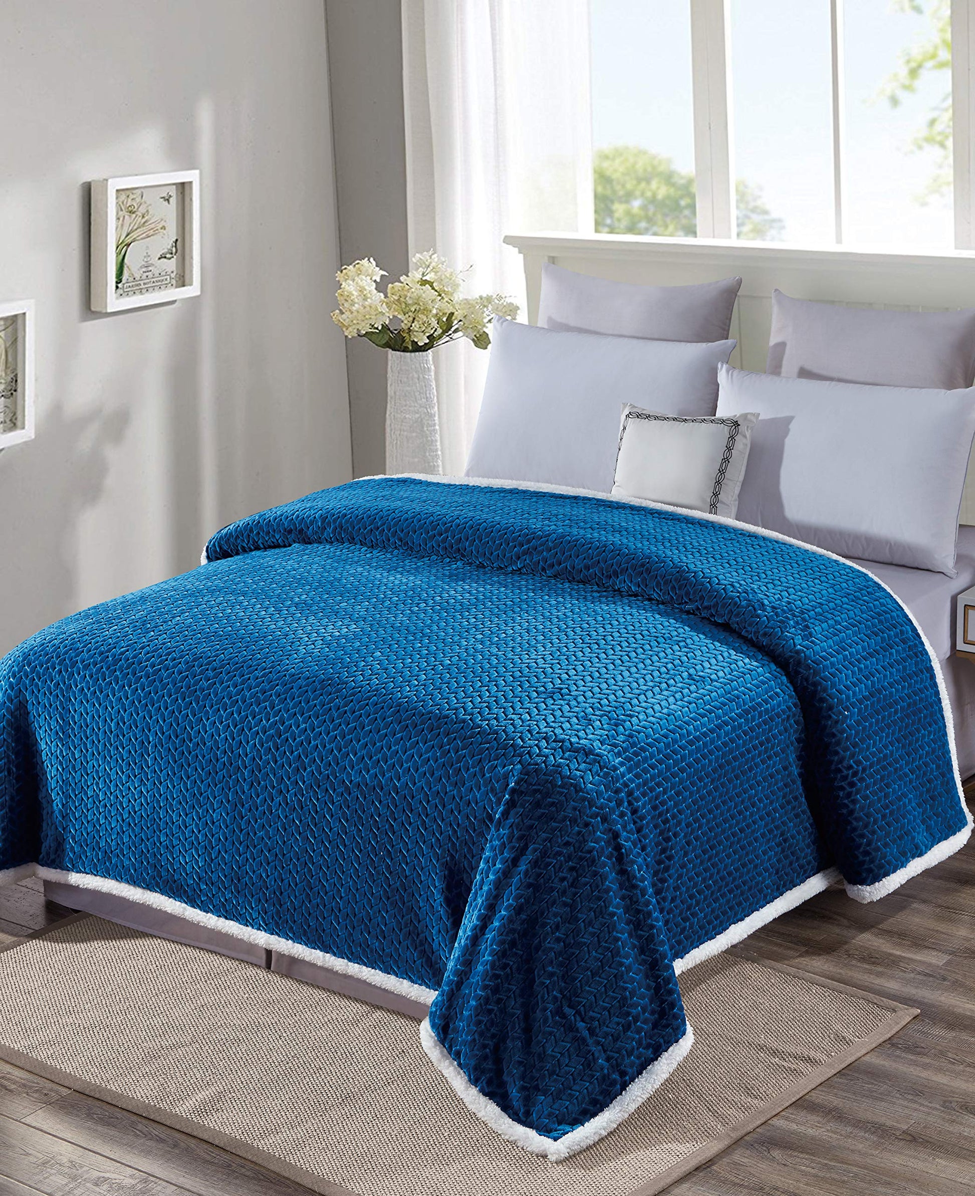 Decor&More Home Essentials Braided Sherpa Blanket - Best Buy Furniture