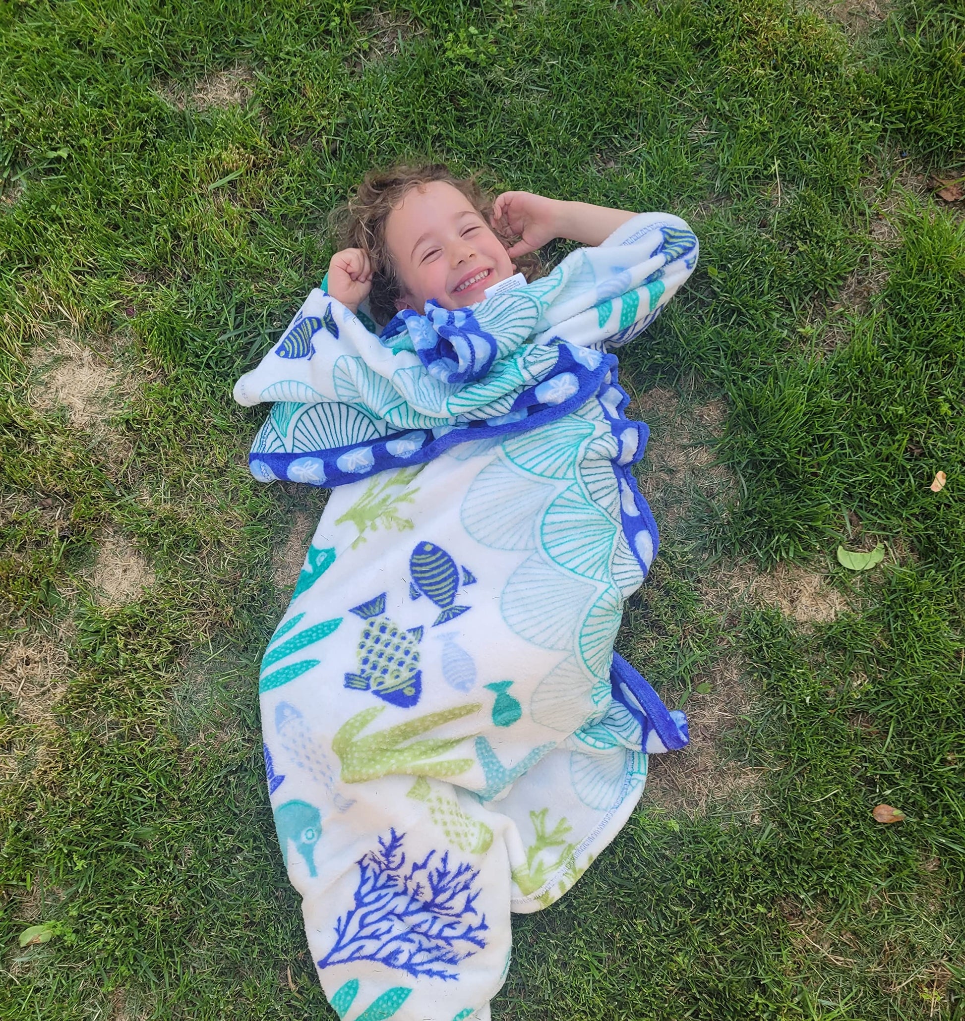 Decor&More Corales de Marina Blue Coral Seahorse Oceanic Microplush Throw Blanket Ocean Blanket for Boys and Girls and Kids of Any Age (50" x 60") - Best Buy Furniture