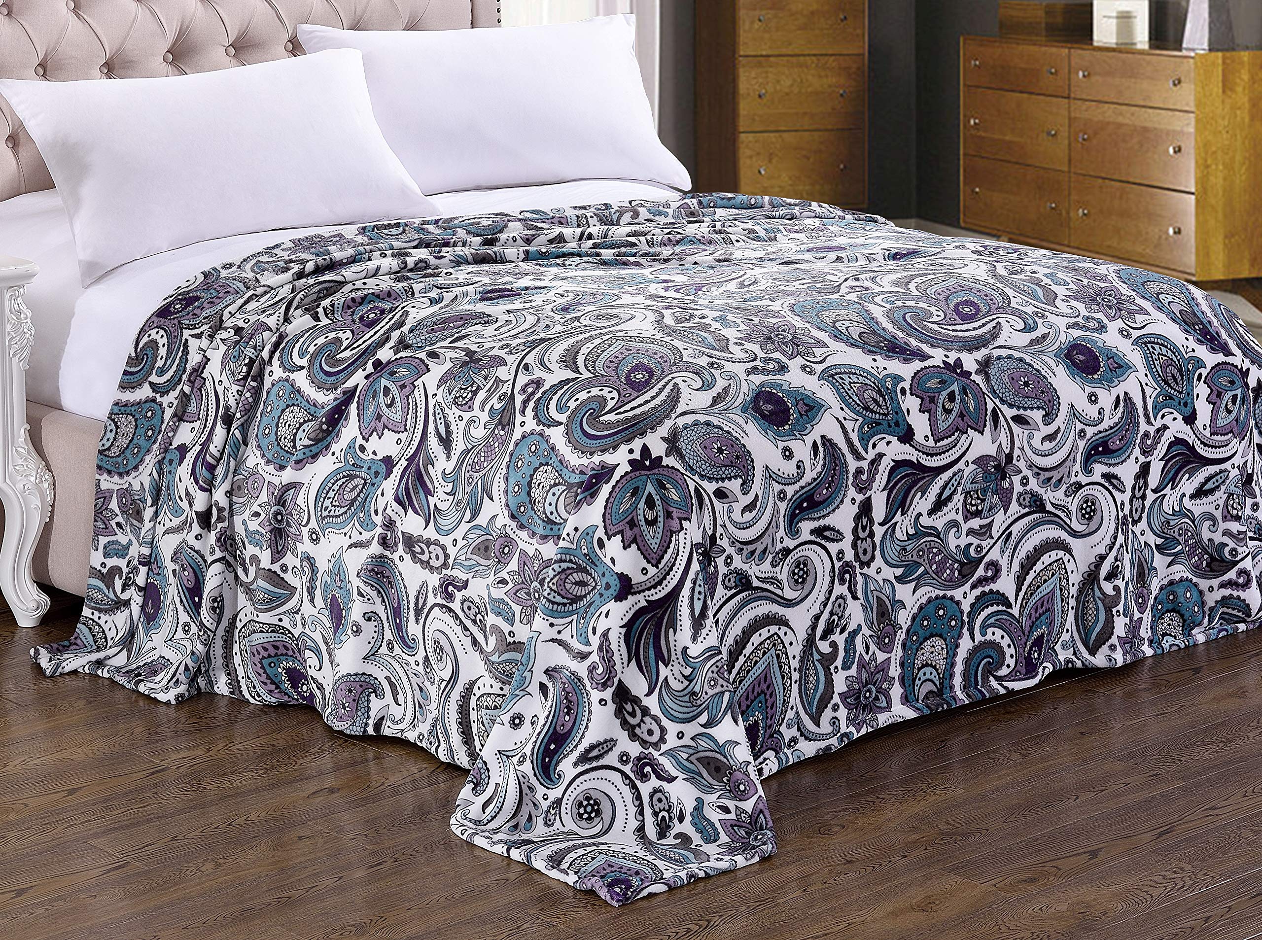 Decor&More Home Essentials Jessica Printed Microplush Blanket - Best Buy Furniture