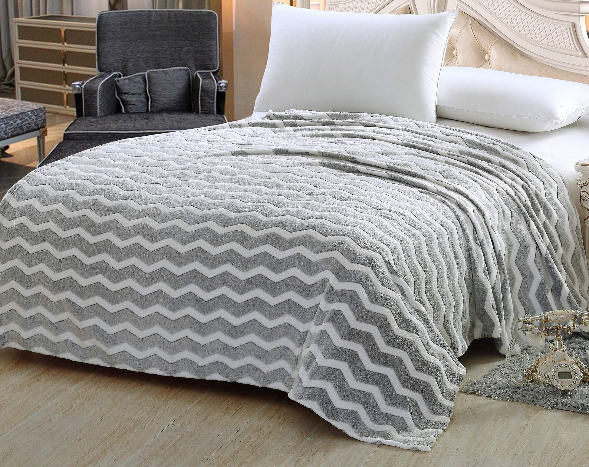 Decor&More Home Essentials Chevron Microplush Blanket - Best Buy Furniture