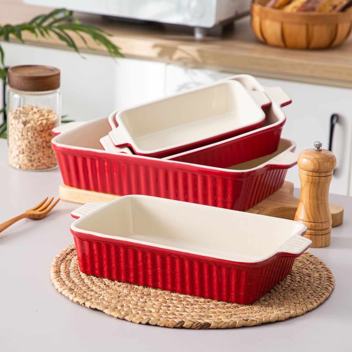 Red Bakeware Set of 4