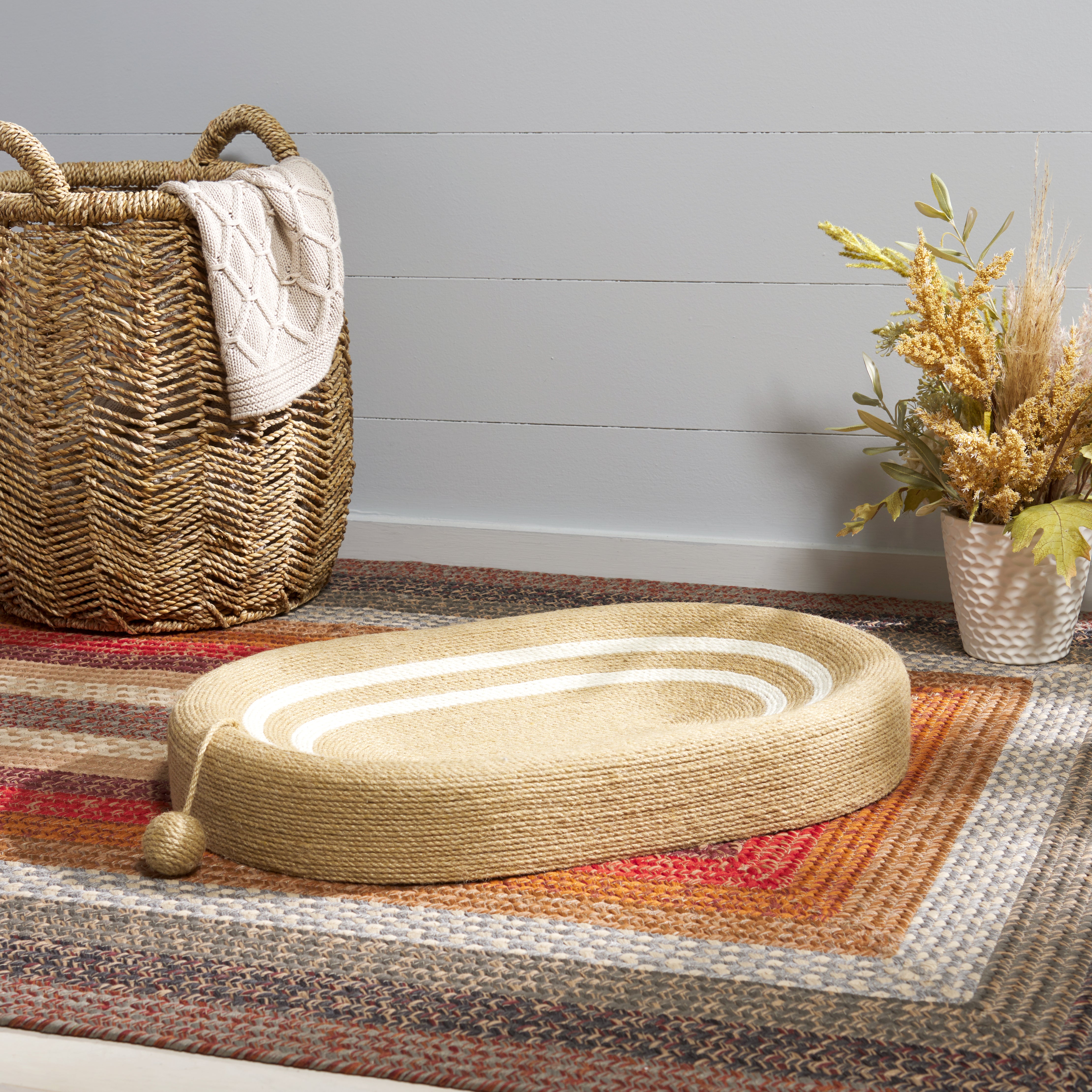 CAT SCRATCH TOY 100 JUTE BED OVAL NATURAL IVORY W16'' x L24'' x H4''