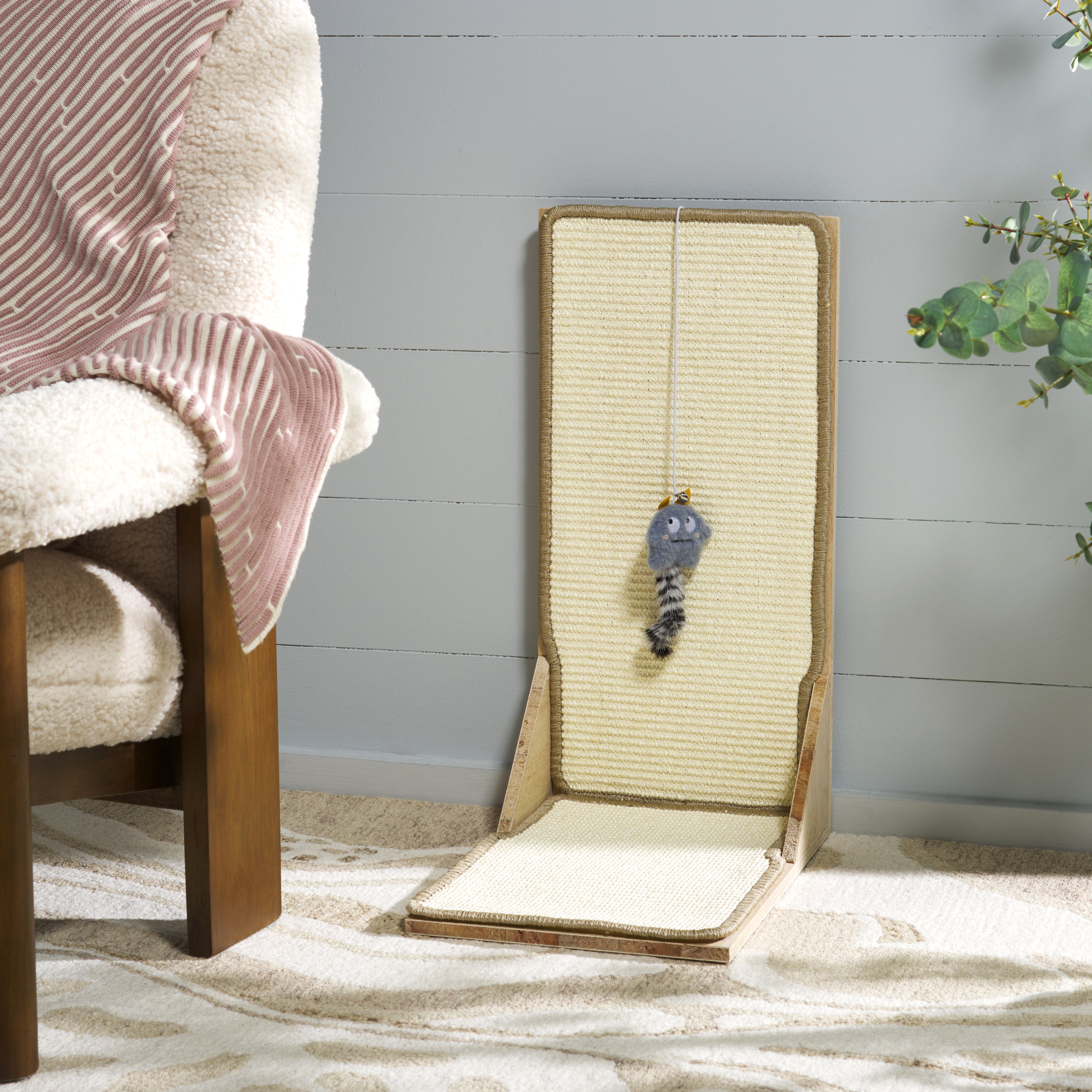 CAT SCRATCH TOY 572 SISAL NATURAL IVORY / W8" X L11'' X H12''