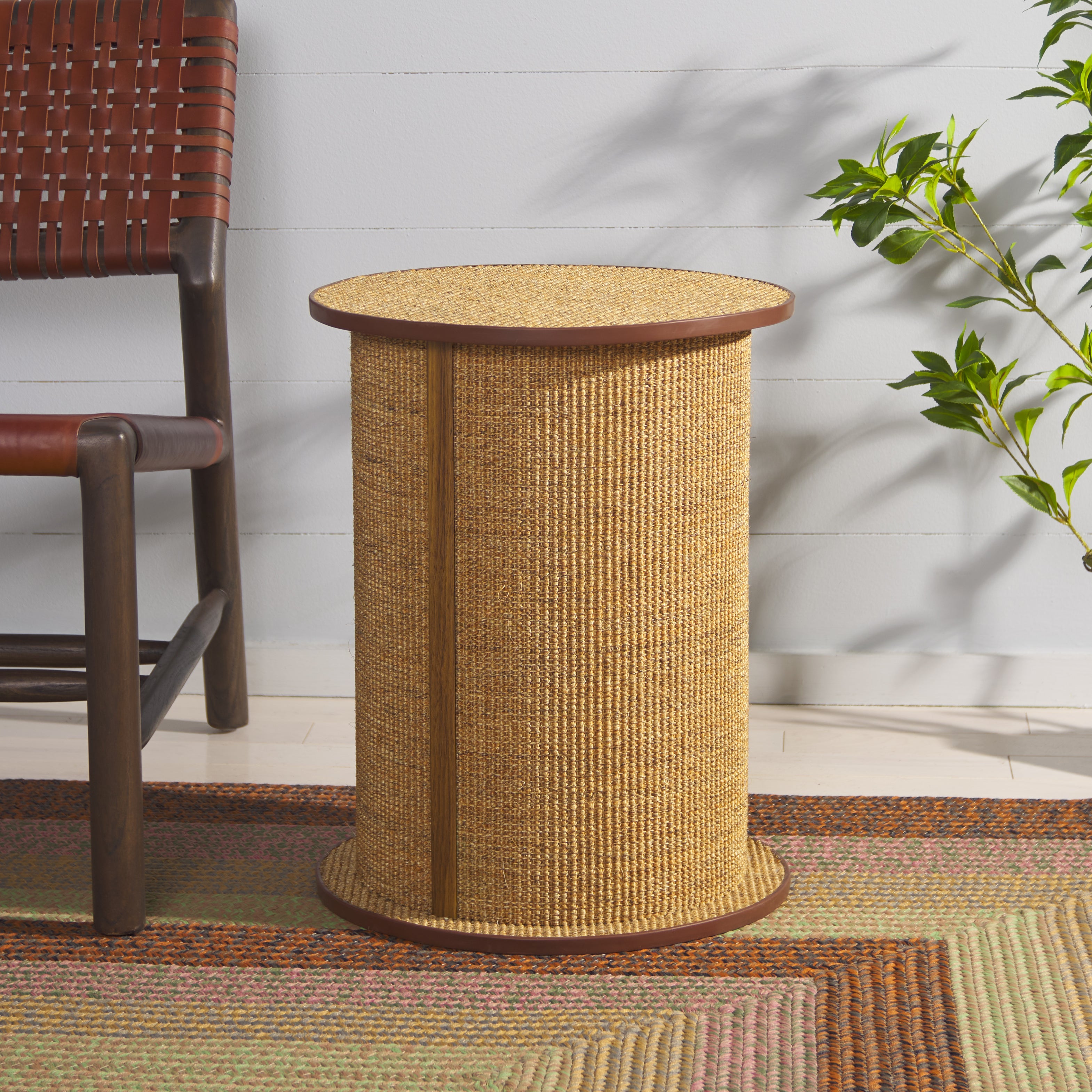 CAT SCRATCH SISAL POSTER 903B W15" x L15" x H19"