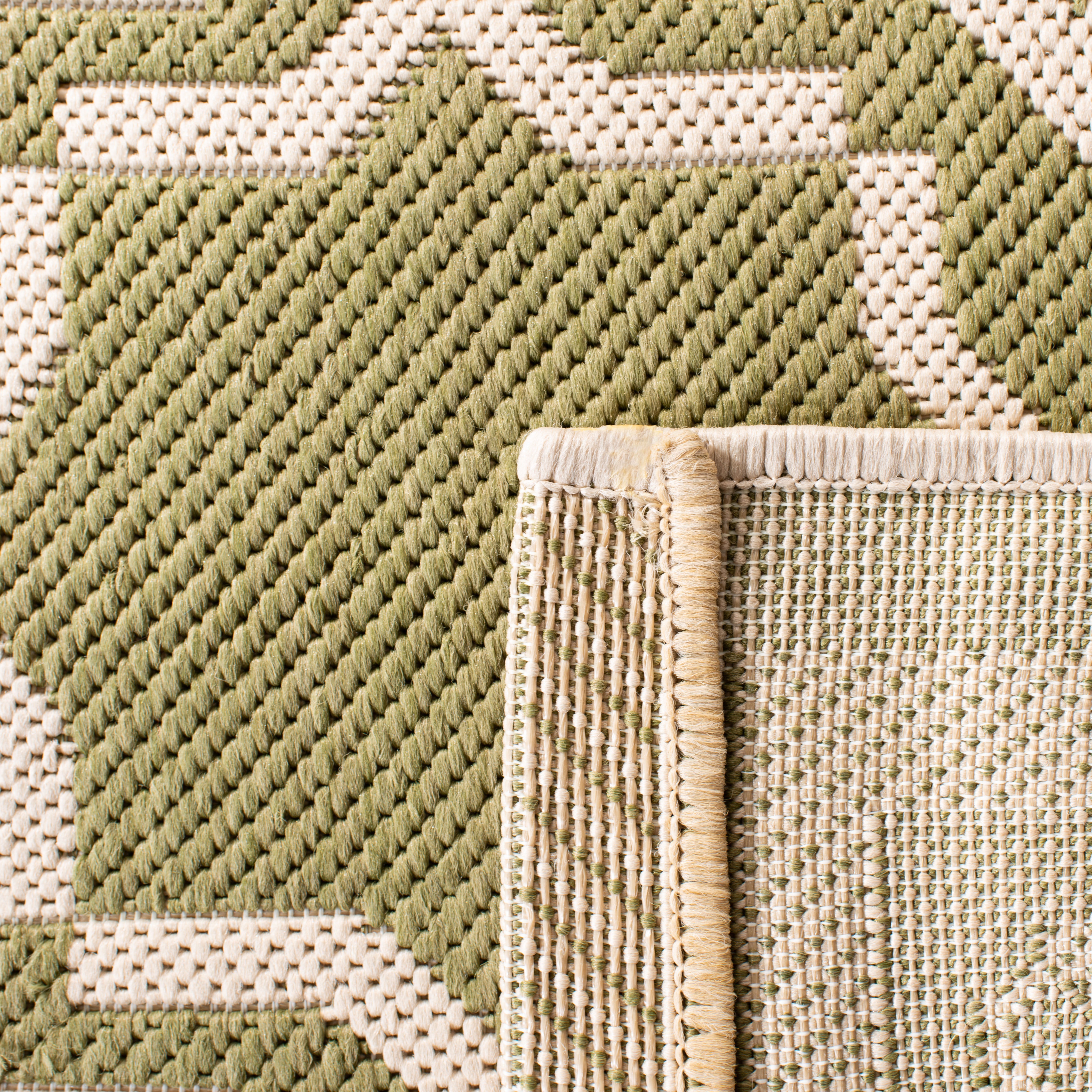 CY6916 COURTYARD GREEN BEIGE