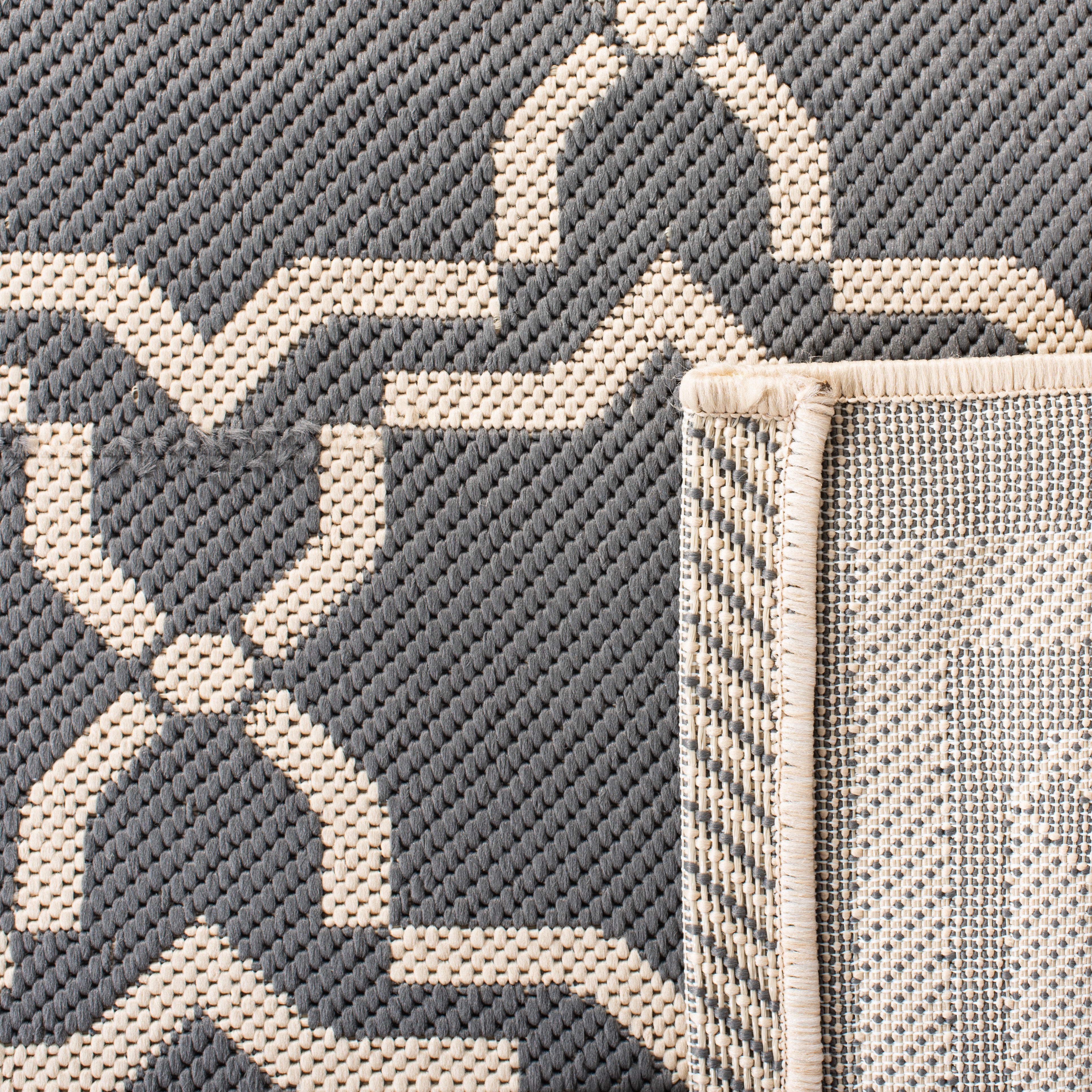 CY6916 COURTYARD GREEN BEIGE