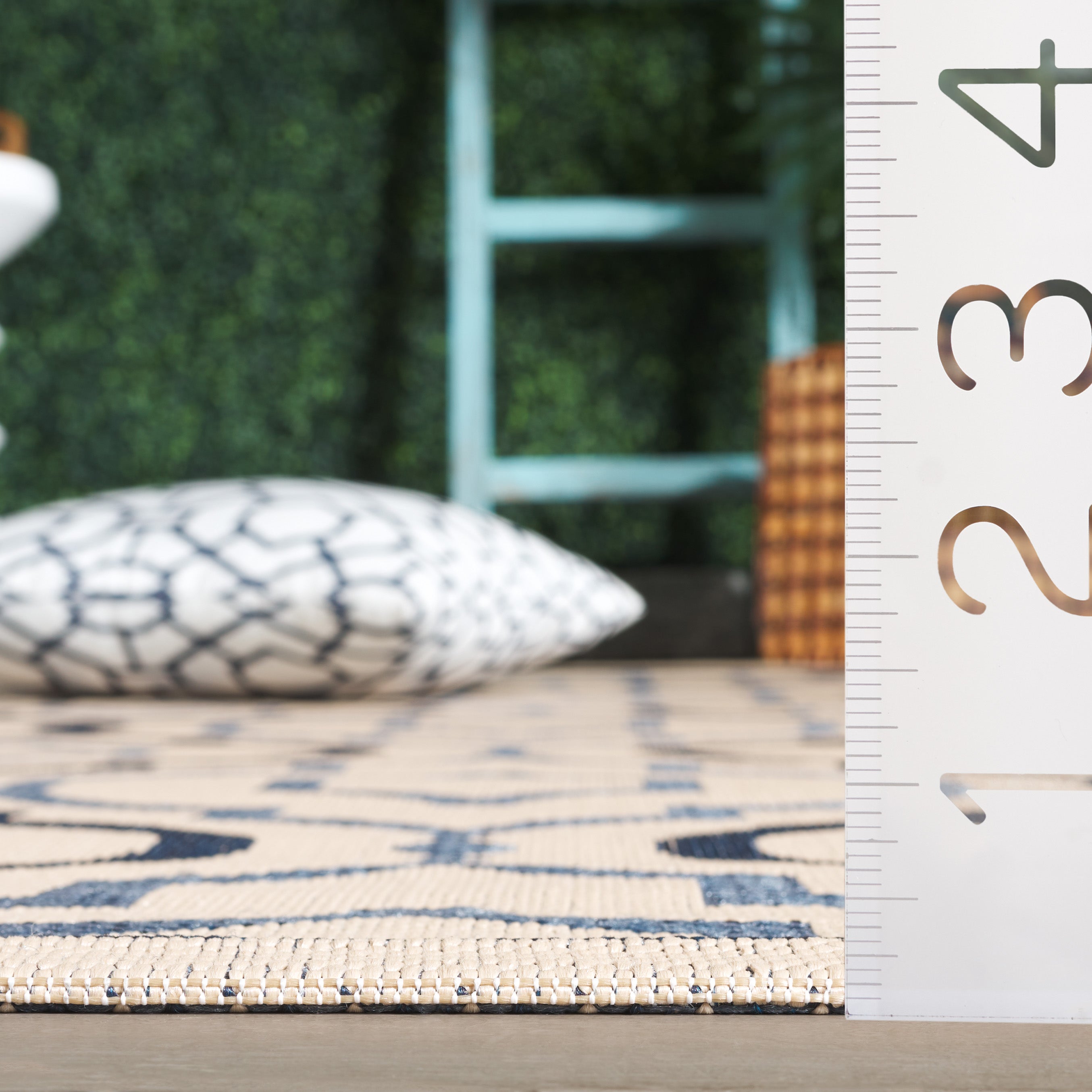 COURTYARD 7938-23621 ANTHRACITE BEIGE W/ AQUA WEFT