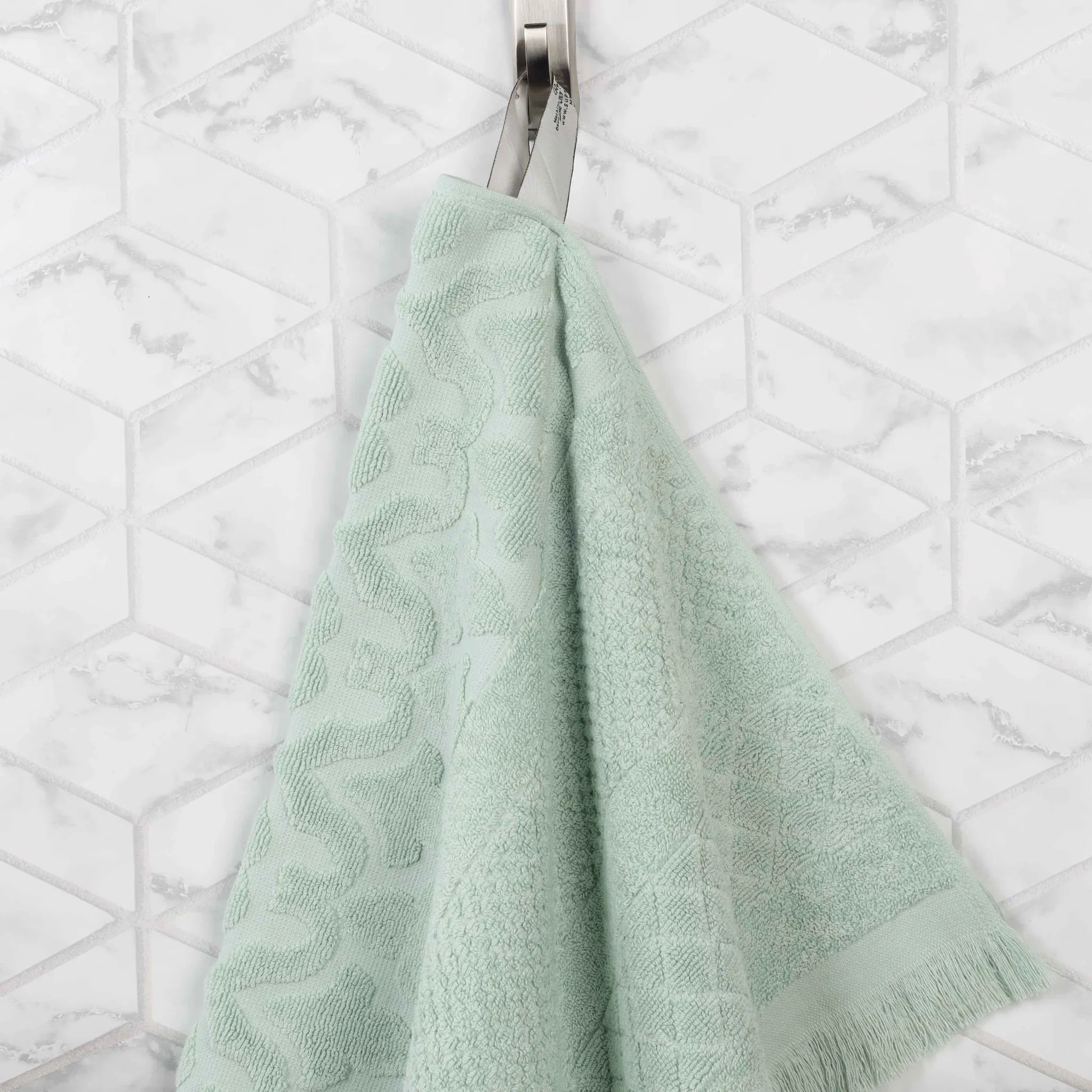 Cotton Geometric Jacquard Absorbent Bath Towel Set of 3 - Bath Towel by Superior Brand