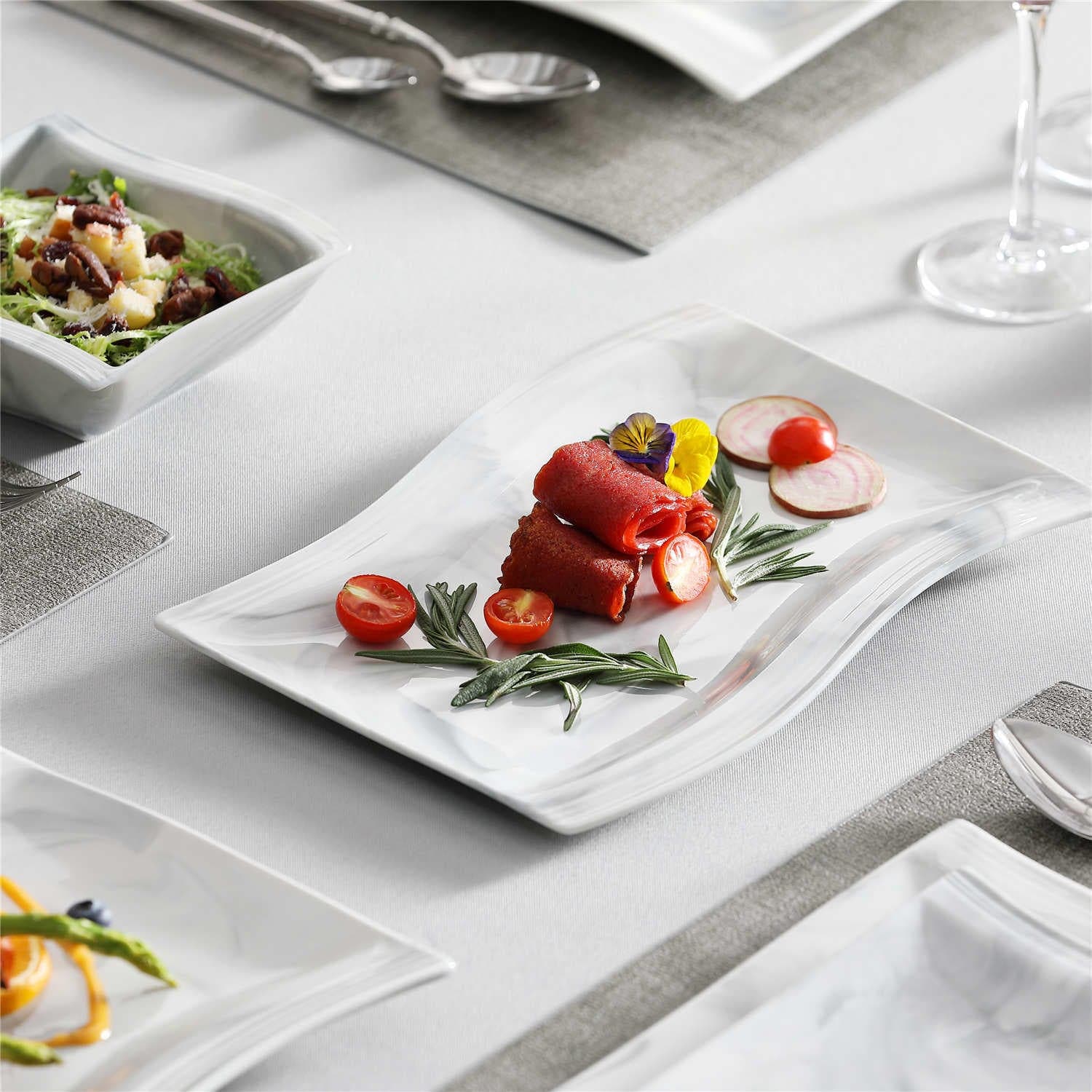 Flora 26 Piece Dinnerware Set