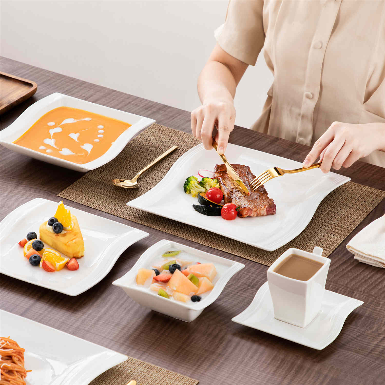 Flora Marble Grey 36 Piece Dinnerware Set