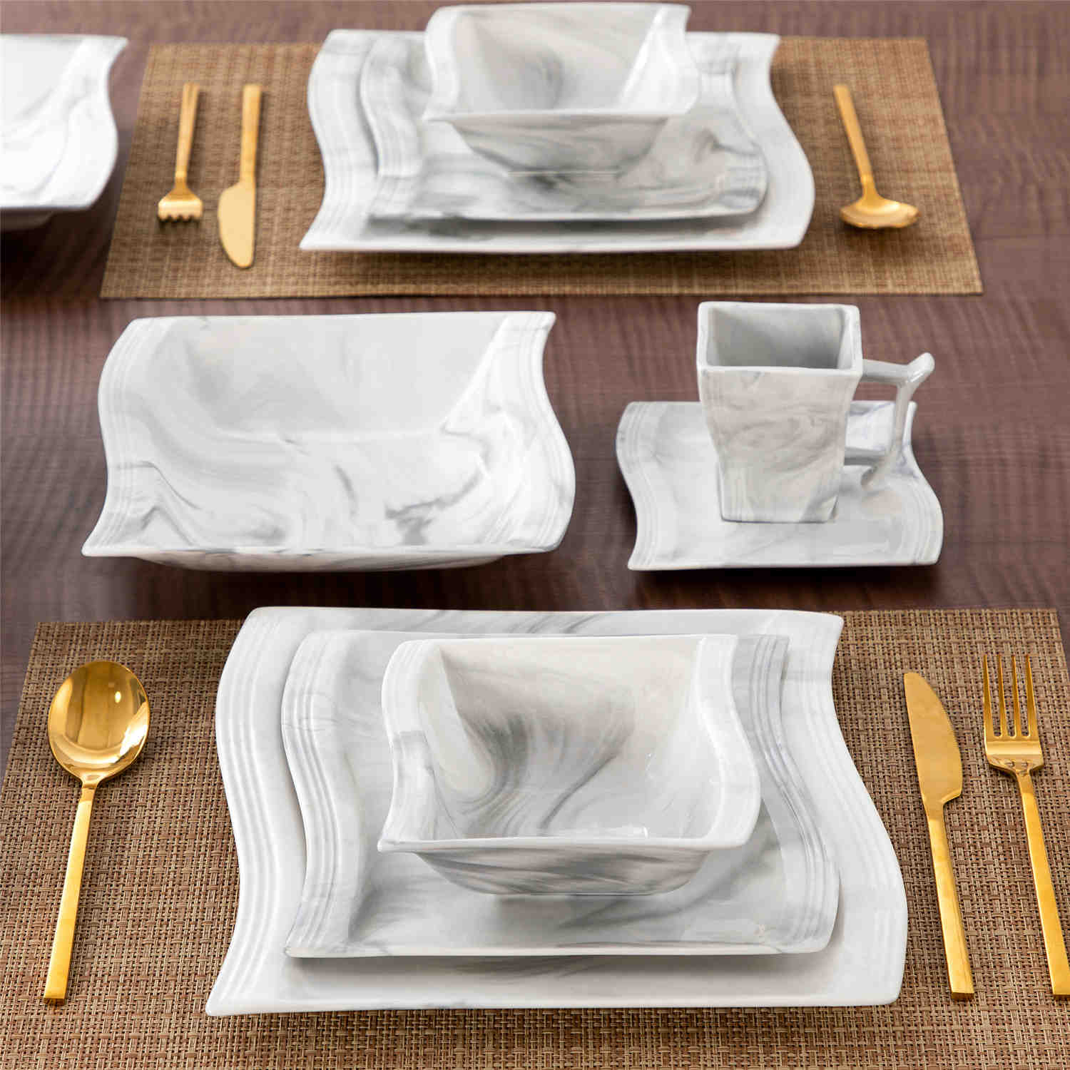 Flora 36 Piece Dinnerware Set