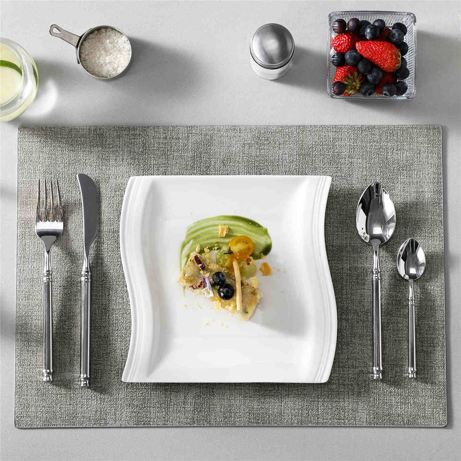 Flora Dessert Plates Set of 6