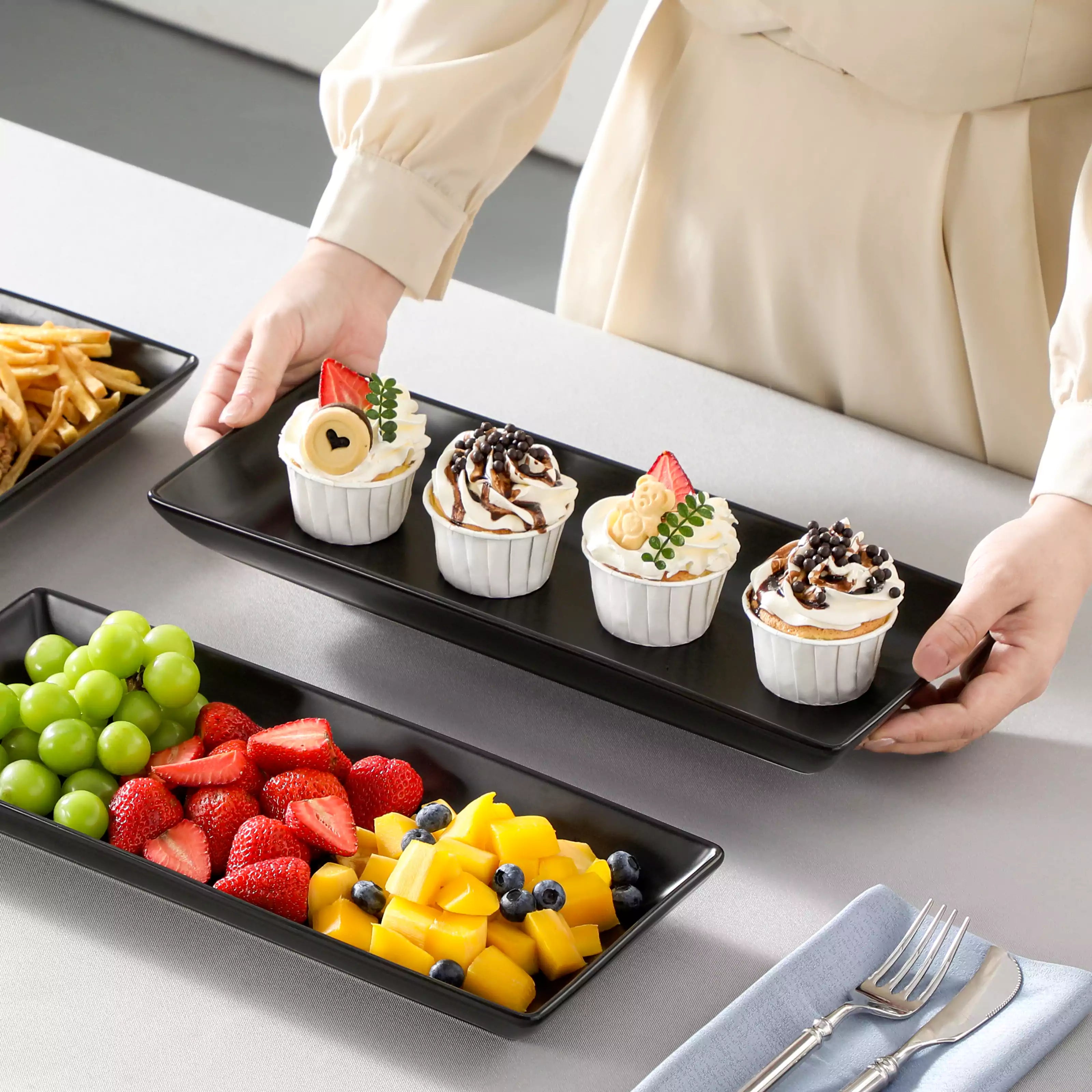 3 Tier Black Server With Plates