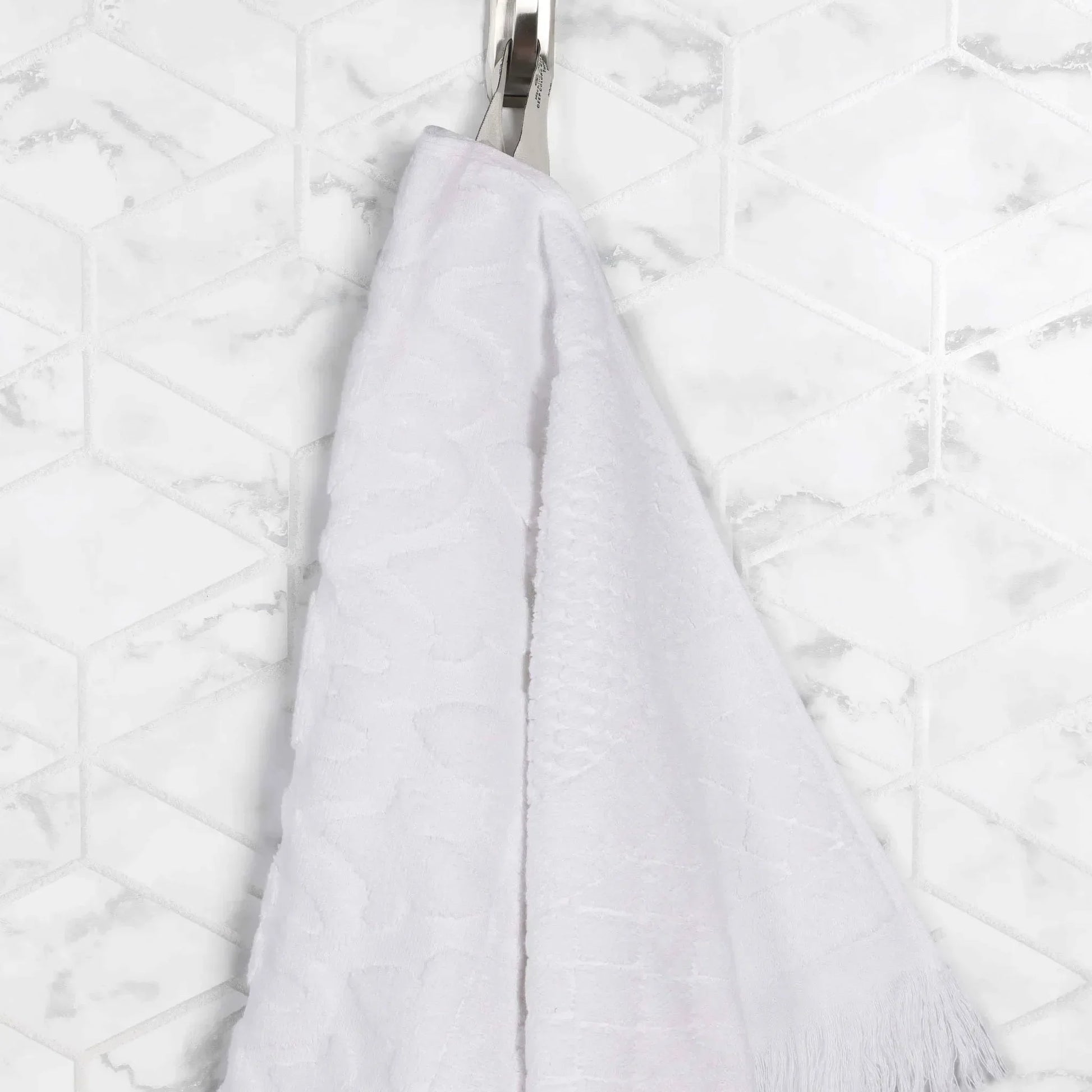 Cotton Geometric Jacquard Absorbent Bath Towel Set of 3 - Bath Towel by Superior Brand