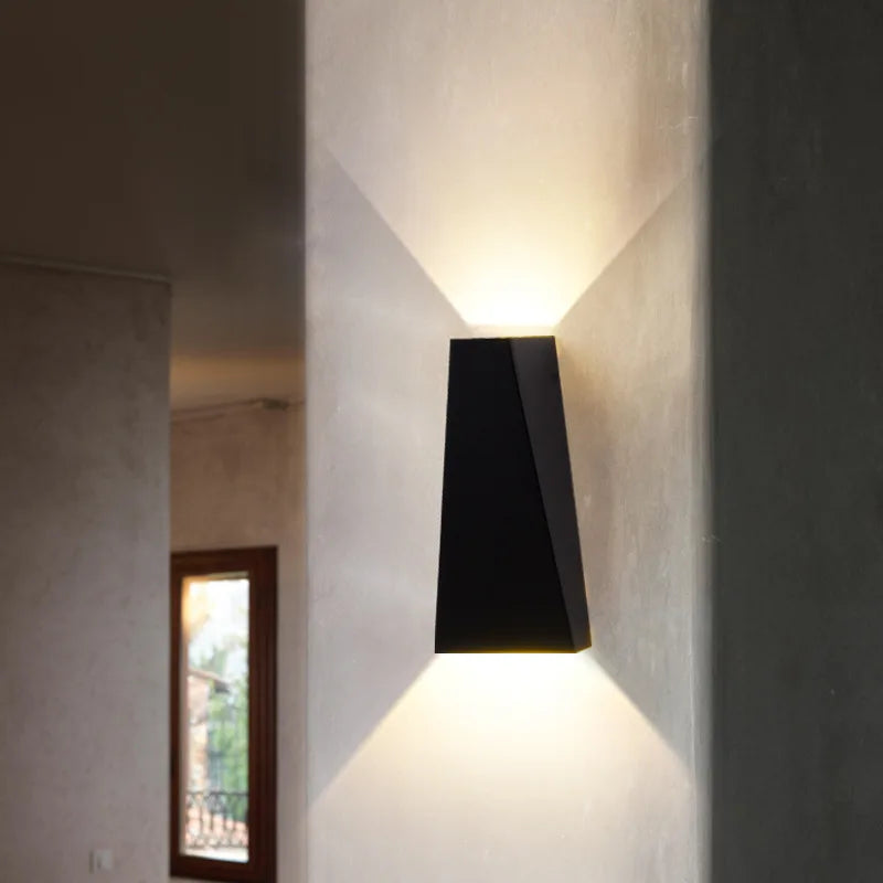 IP65 Waterproof LED Outdoor Wall Sconce Aluminum Porch Garden Modern Light