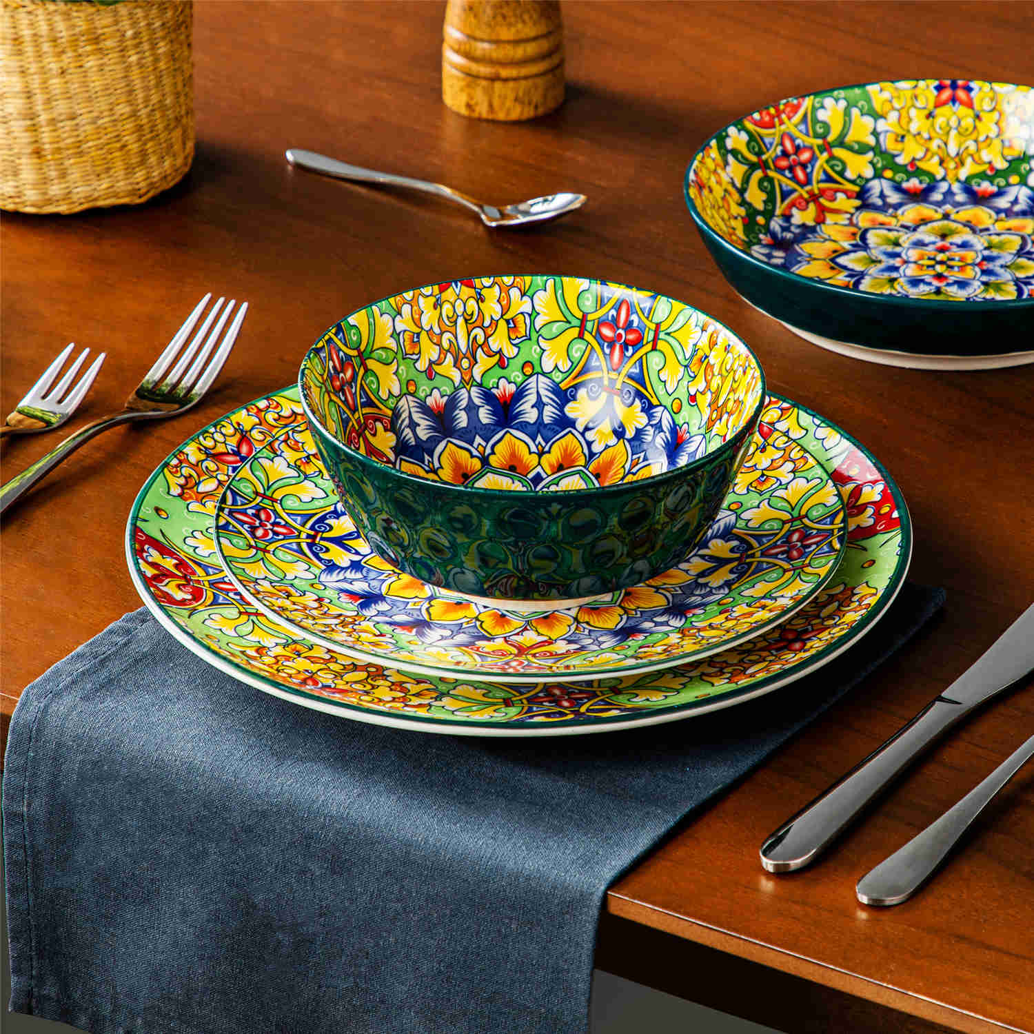Simi 24 Piece Dinnerware Set Service for 6