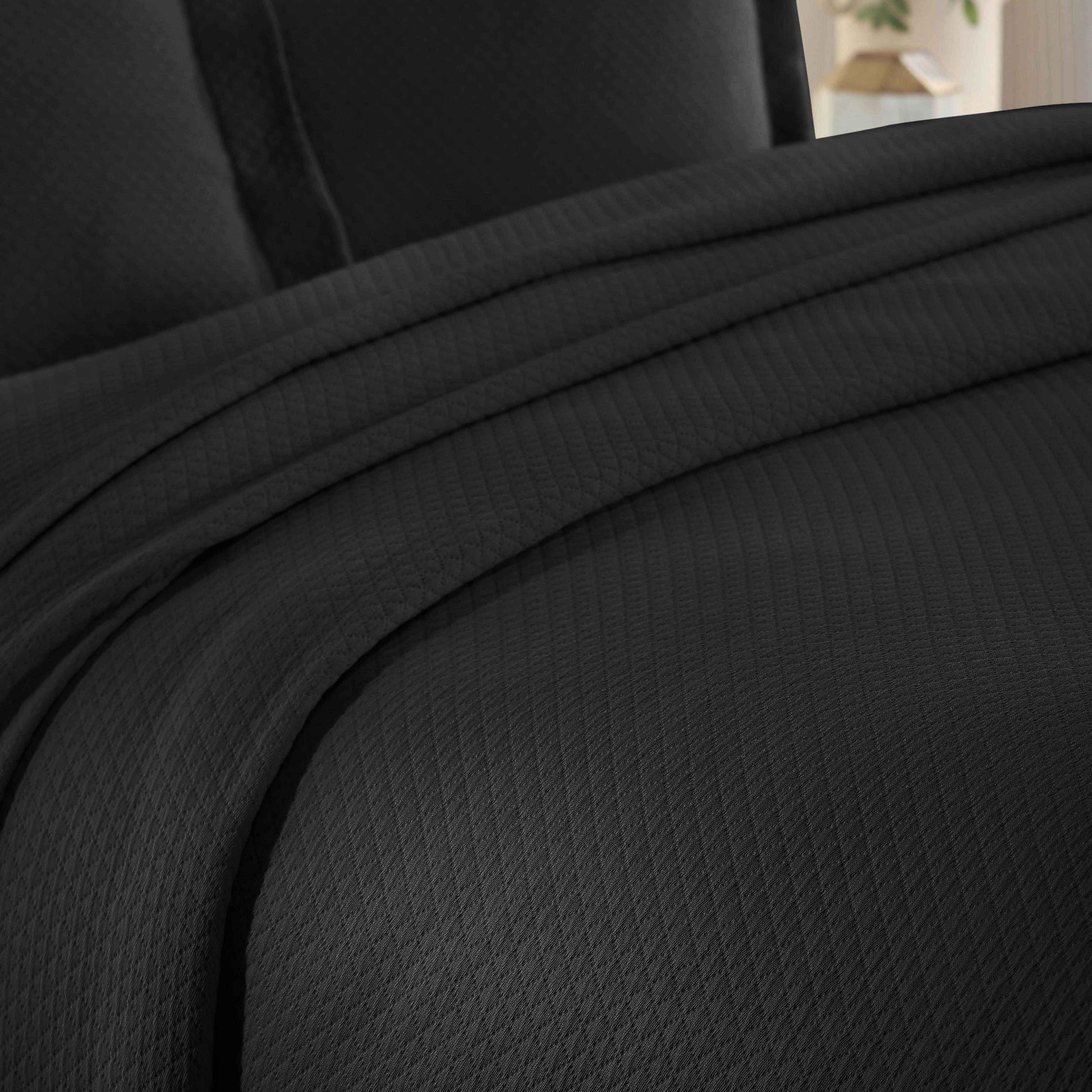 Solitaire Jacquard Matelassé Cotton Diamond Solitaire Bedspread Set - Bedspread by Superior Brand