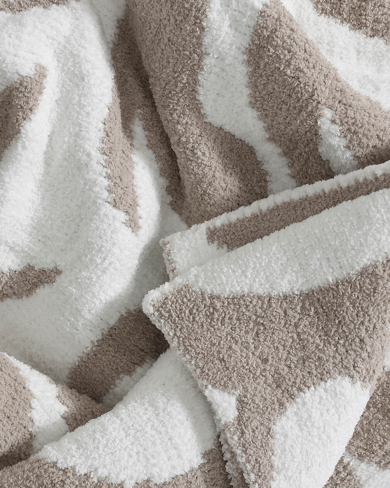 Snug Casablanca Bed Blanket