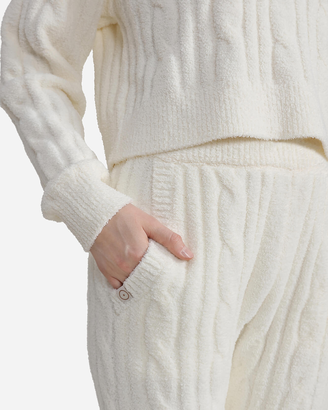 Snug Lite Braided Cropped Hoodie