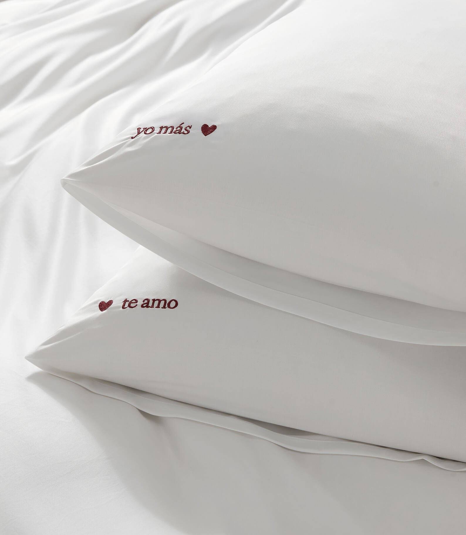 Te Amo Bamboo Pillowcase Set