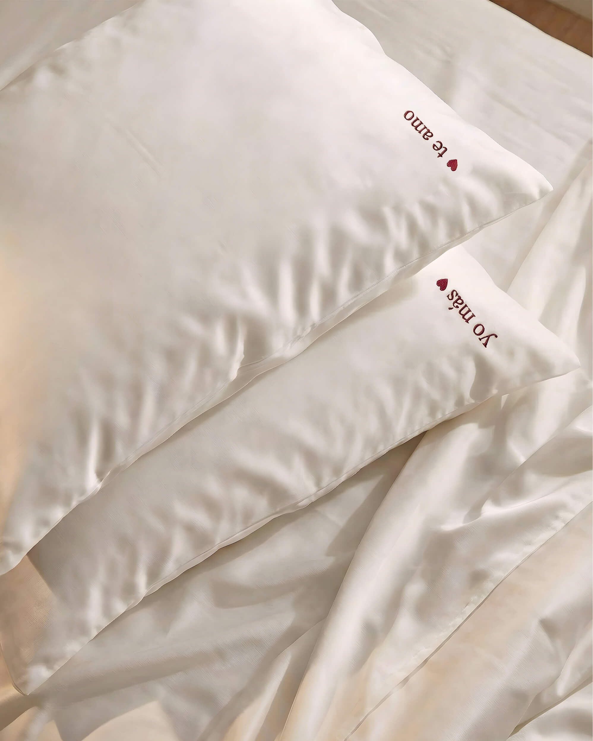 Te Amo Bamboo Pillowcase Set