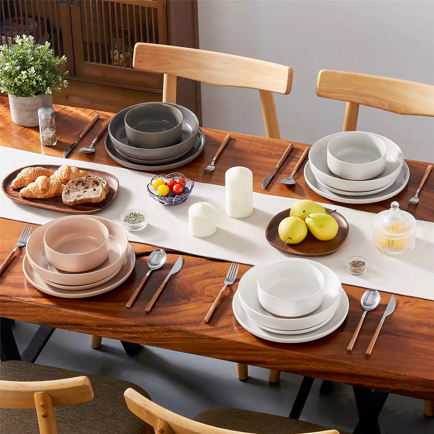 Tara 16 Piece Dinnerware Set