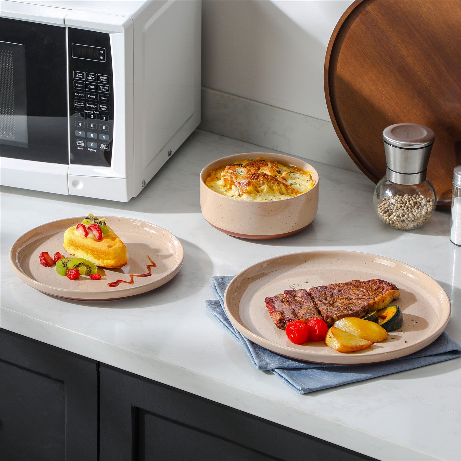 Tara Pink 18 Piece Dinnerware Set