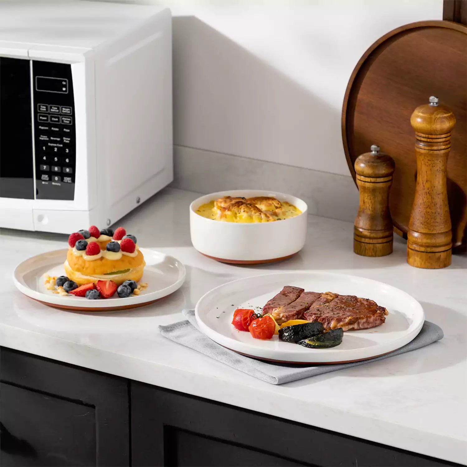 Tara Grey 24 Piece Dinnerware Set for 8