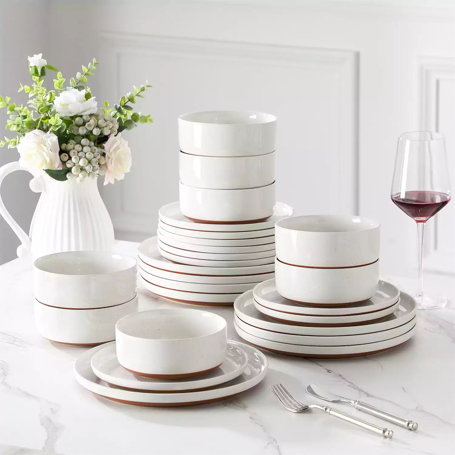 Tara Grey 24 Piece Dinnerware Set for 8