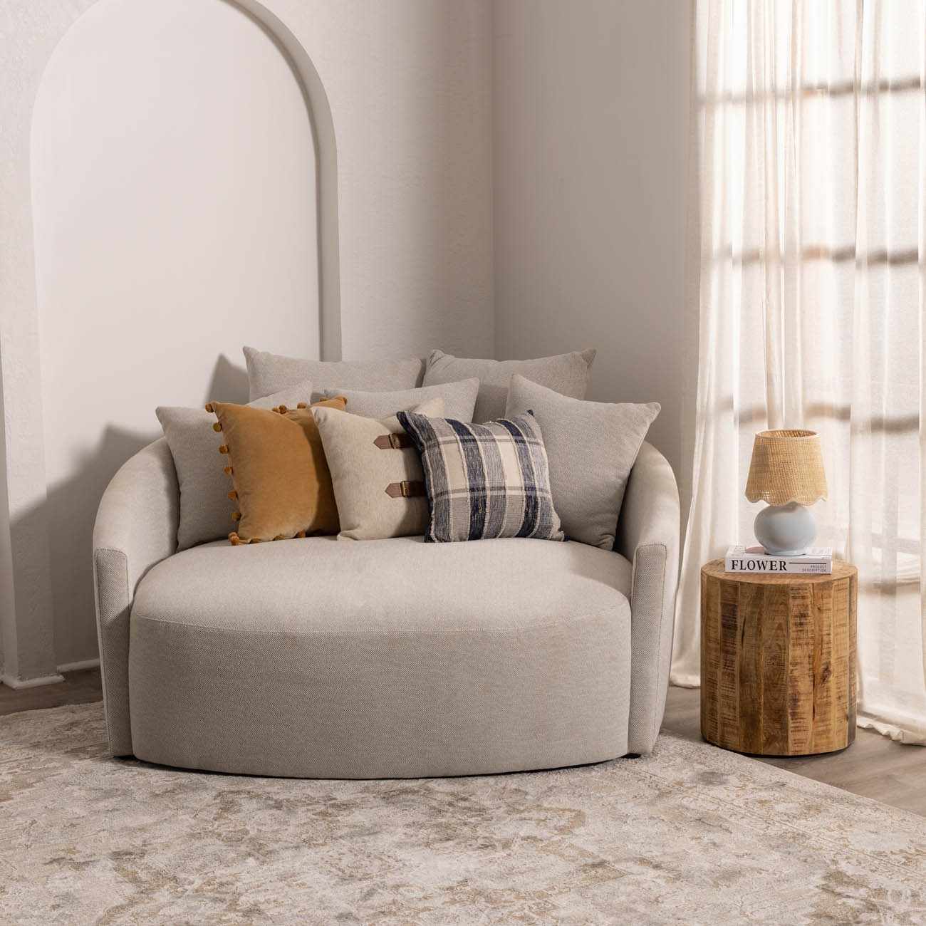 Theisseil Light Blue Table Lamp