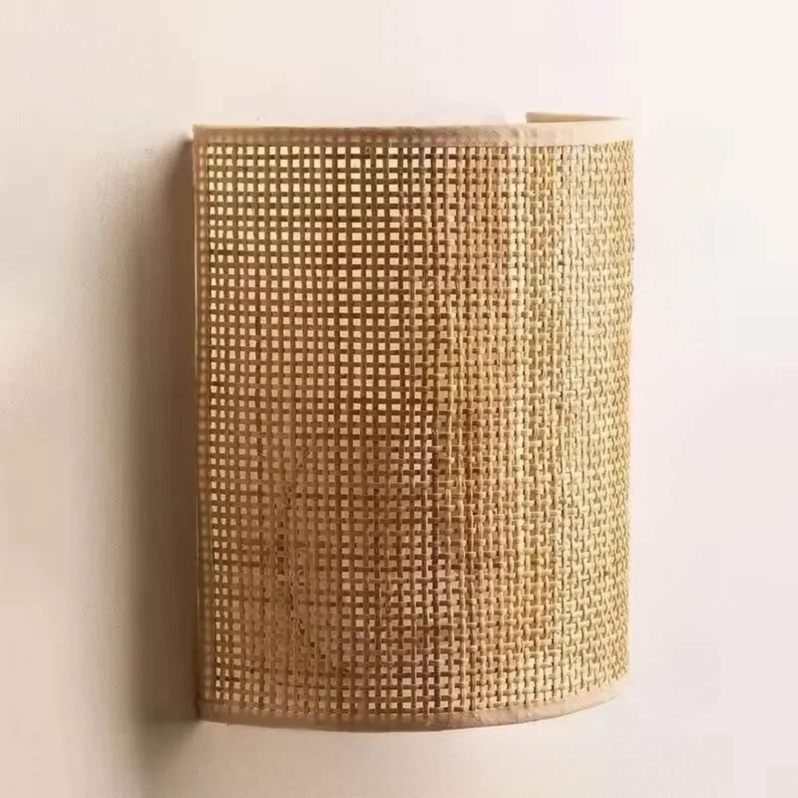 Vintage Rattan Wall Light E27 Handwoven Rope Sconce for Bedside Living Room