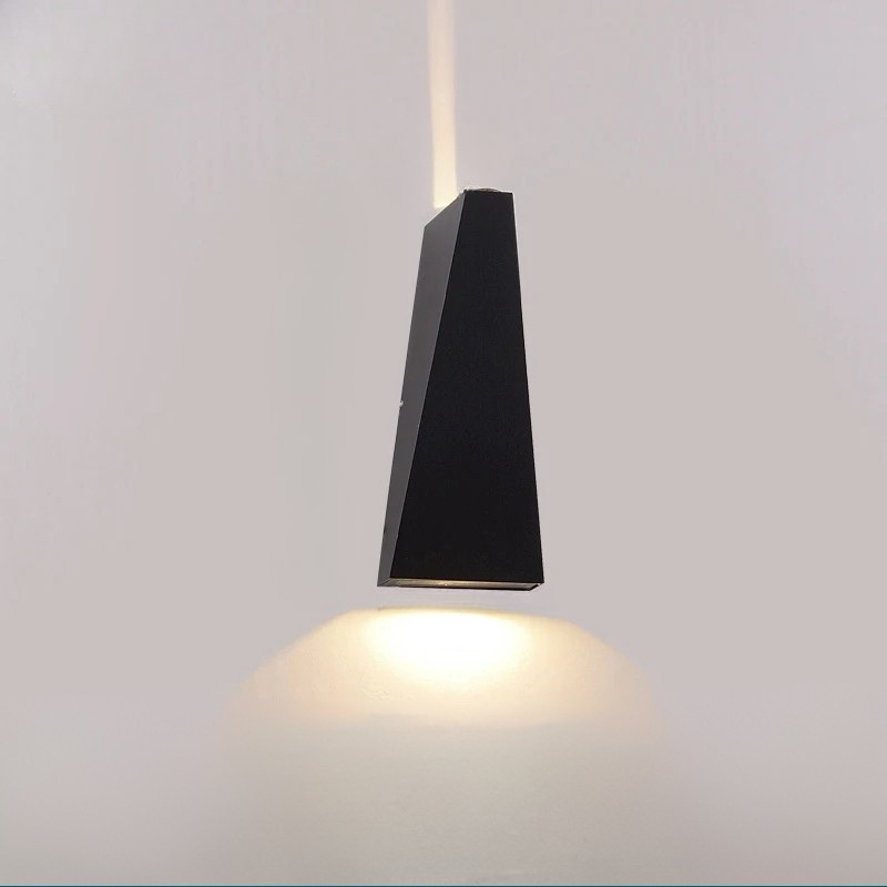 IP65 Waterproof LED Outdoor Wall Sconce Aluminum Porch Garden Modern Light