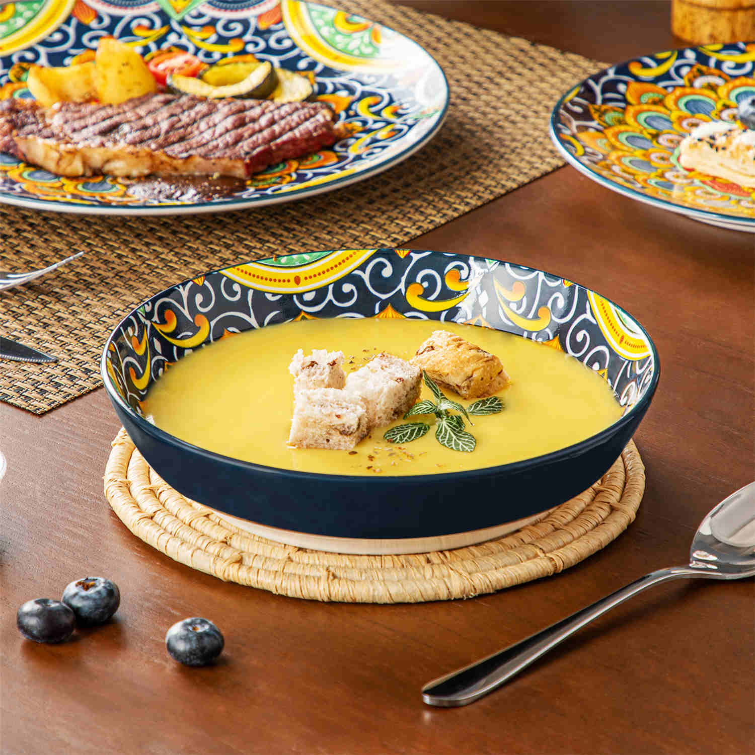 Simi 24 Piece Porcelain Dinnerware Set Service for 6